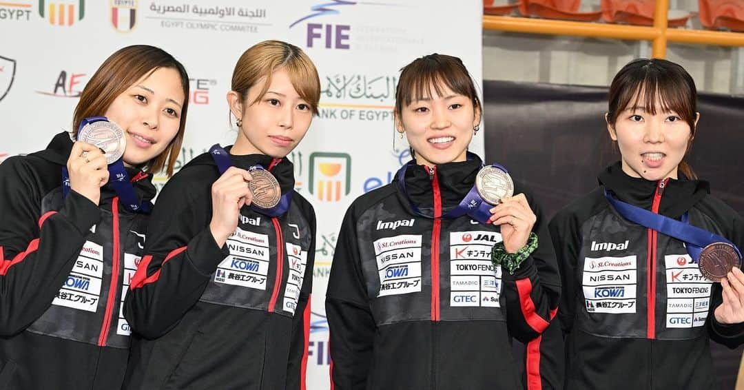 辻すみれさんのインスタグラム写真 - (辻すみれInstagram)「エジプトW杯🇪🇬 団体3位🥉  久々の団体復帰でした。 準決勝までは中々思うような試合が出来ず、もどかしく申し訳ない気持ちでいっぱいでしたが、3位決定戦では何とか切り替えメダルを持って帰ってくる事が出来て良かったです！応援ありがとうございました🙇‍♀️  もうすぐオリンピックレースが始まります。次は個人でもメダルを獲得出来るよう来月の韓国GPに向けて頑張ります！  Ⓒ日本フェンシング協会/Augusto Bizzi/FIE   #fencing  #大垣共立銀行  #食アスリート協会」2月28日 19時15分 - sumire_1129