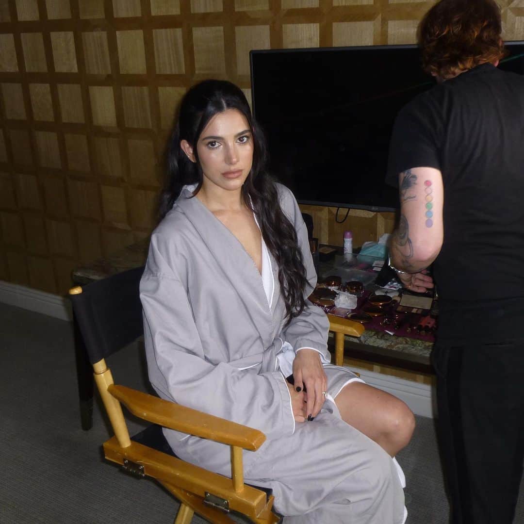 ローレン・ペルツのインスタグラム：「Cute night with @charlottetilbury」