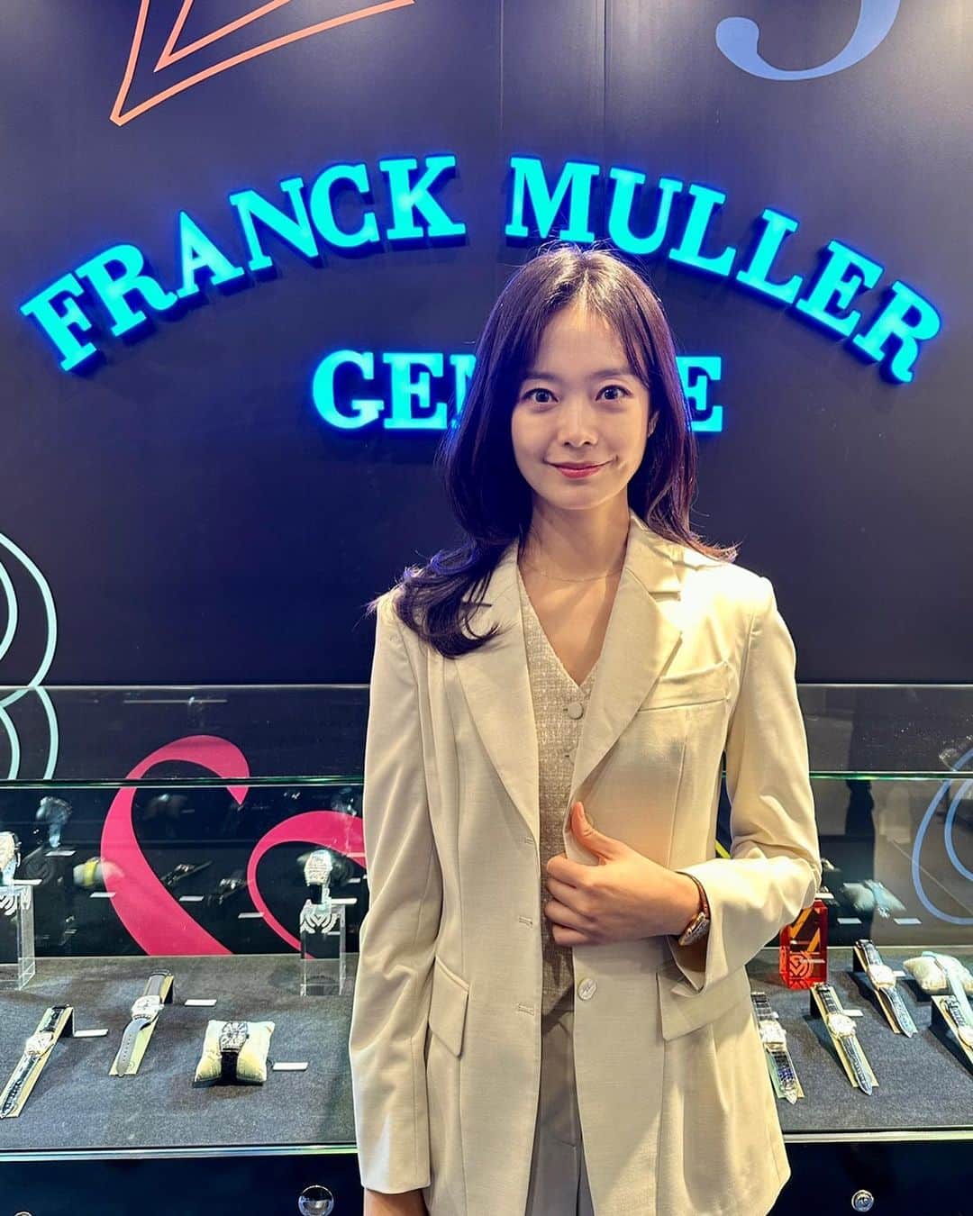 チョン・ソミンのインスタグラム：「아름다운 시간, 소중한 시계.  #FranckMuller #프랭크뮬러#FranckMuller_Club_KR #FranckMuller_HK」