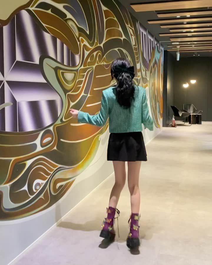 知英のインスタグラム：「るんるん〰️♪( ´▽｀)〰️🦋💚」