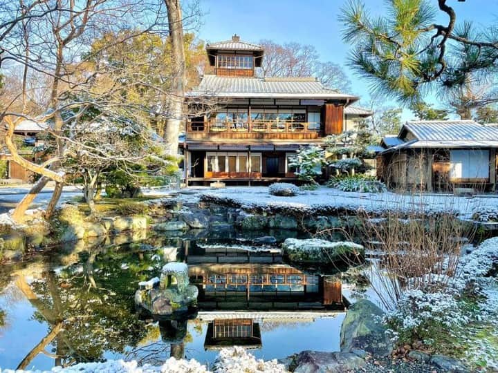 City of Kyoto Official Accountのインスタグラム：「冬の特別公開 旧三井家下鴨別邸 @shimogamobettei 公開期間： 3/2（木）～3/14（火）※水曜休館  Winter Special Opening Old Mitsui Family Shimogamo Villa Opening Dates： Mar. 2nd to Mar.14th *Closed on Wednesdays  詳しくはこちら (Japanese Only) https://ja.kyoto.travel/event/single.php?event_id=7462  ＃京都＃観光＃京の冬の旅＃特別公開＃非公開＃事前予約＃事前予約＃旧三井家下鴨別邸＃京都＃京都の冬＃冬の京都  #oldmitsuifamilyshimogamovilla #visitkyoto #kyototravel#winter_special_opening #cultural_heritages #winter #winterinkyoto #snow #kyototravel #feelkyoto #feeljapan #kyotogenic  #art_of_japan #japan_of_insta #loves_united_kyoto #kyototrip #ig_kyoto」