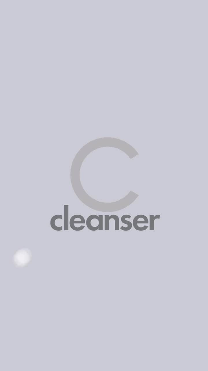 THROW 【スロウ】のインスタグラム：「🎉【2023/3/22 NEW RELEASE!!】c cleanser   ☑︎ローブリーチ・脱染剤の２WAY機能搭載により、既染部に最適なブリーチパワー、リフトスピード、脱染コントロールを実現。 PLEX※成分配合でダメージを軽減し、ハイトーンカラーをより美しく表現します。 ※ペクチン、DL-リンゴ酸（毛髪保護剤）  👉【製品特長】 ①CONTROL：穏やかなリフト力の実現 主な成分の過硫酸カリウム、過硫酸アンモニウムとPLEX*成分の配合を調整することで穏やかなリフト力を実現。リフトコントロールの使い分けがしやすくなります。 新生部と既染部の薬剤を使い分けることで適切なブリーチコントロールが可能です。　　 　*ペクチン/ DL-リンゴ酸（毛髪保護剤）  ②CLEAN：必要最小限の過硫酸カリウム、過硫酸アンモニウムで脱染ムラを抑制 脱染に必要な過硫酸カリウム、過硫酸アンモニウムの配合を必要最小限に抑えることで、アンダーレベルを削りすぎることなく脱染ムラを抑制。17レベル以上のアルカリカラーや塩基性カラーへの脱染に適しています。  ③CARE：ハイトーンアンダーやダメージ毛への負担を抑えるPLEX*配合　　　 *ペクチン / DL-リンゴ酸（毛髪保護剤） 毛髪表面でゲル（被膜）を形成し、キューティクルを保護するペクチン、カラーやパーマによるシステイン酸の生成を抑制するDL-リンゴ酸のボンドケア機能によりダメージを軽減し、毛髪を保護・補修します。  ・使用上の注意をよく読んで、正しくお使いください。 ・過硫酸塩配合の製品でかぶれたことのある方には絶対に使用しないでください。 ・本品は過硫酸塩配合の製品で、アレルギー反応をおこすことがあります。 ・頭皮の敏感な方やダメージが気になる方は、頭皮の保護剤や前処理剤のご使用を推奨します。 ・髪質や髪の状態により、仕上がりに多少の違いがありますので予めご了承ください。  【お問合せ窓口】　TEL:03-6757-7767  #ビーエックス #bbleach  #ビーブリーチ #ccleanser #シークレンザー #スロウカラー  #throwcolor  #スロウカラー レシピ #ティントバー #tintbar #ティントバーレシピ #バレイヤージュ #balayage  #ブリーチカラー #ケアブリーチ  #plexbleach」