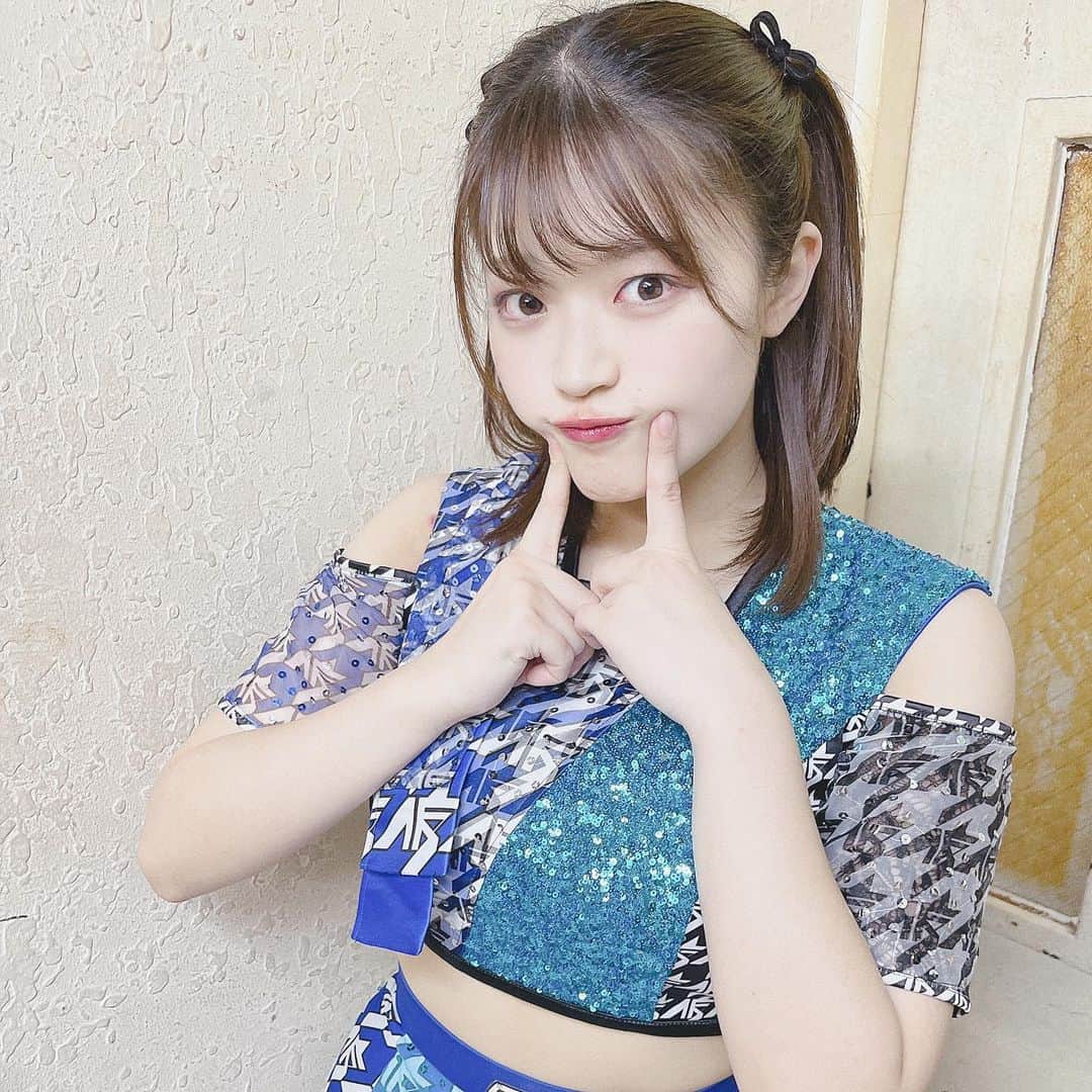 鈴木芽生菜さんのインスタグラム写真 - (鈴木芽生菜Instagram)「ゆっか(@uugirl_new_yurika )の衣装を借りました🤭  オーディションの時は青だったから懐かしいね.....もう緑の印象がついてる..かな...？💚  #アイドル衣装 #アイドル #アプガ #ボブ #ボブアレンジ #ハーフツイン #ヘアアレンジ #青担当 #緑担当 #カラーチェンジ」2月28日 13時48分 - uugirl_new_meina