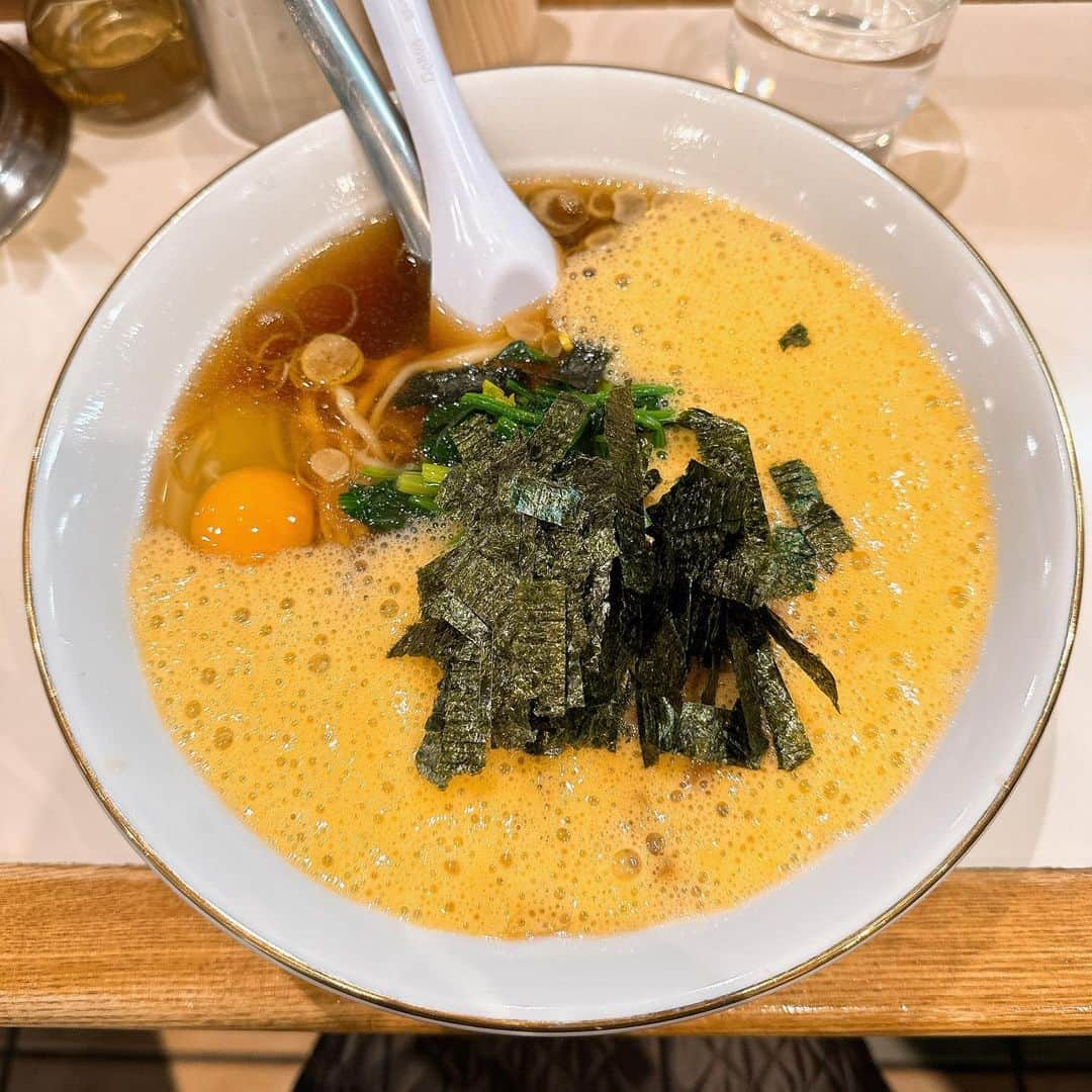 葉山カナさんのインスタグラム写真 - (葉山カナInstagram)「納豆ラーメン生卵トッピング🍜」2月28日 14時53分 - s2kana02