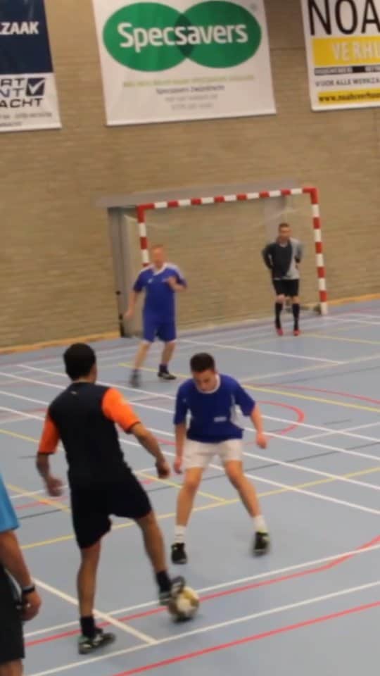 TOUZANI TVのインスタグラム：「Mouse Trap 🐭🔥 #7futsal  w/ @touzanitv」