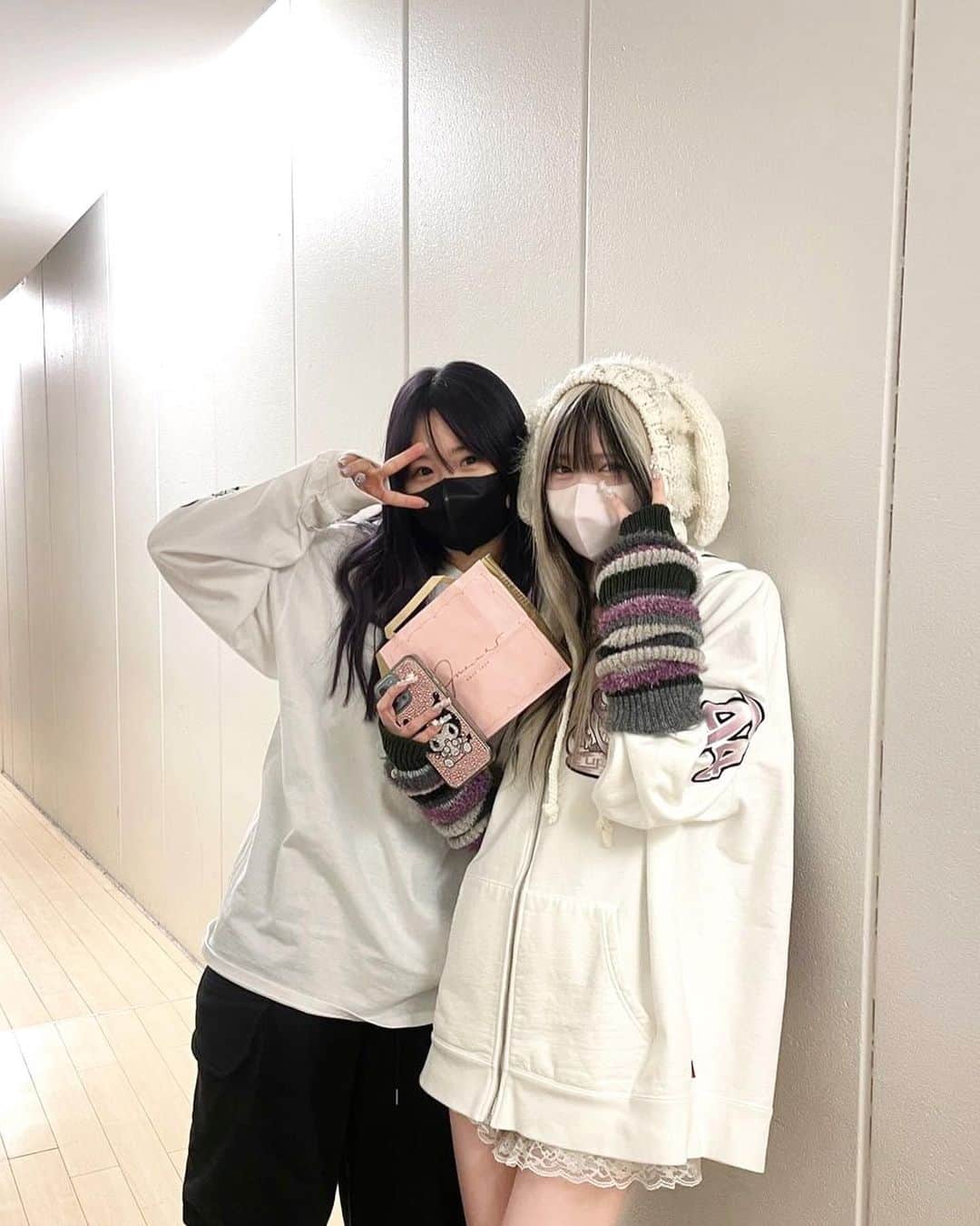 謝花南のインスタグラム：「💗💦」