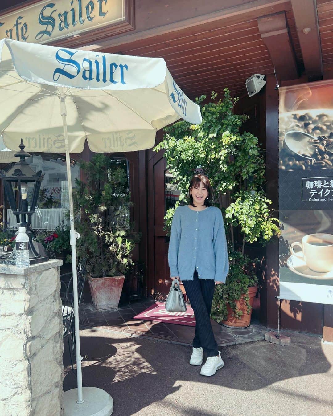 石井あみのグルメインスタ