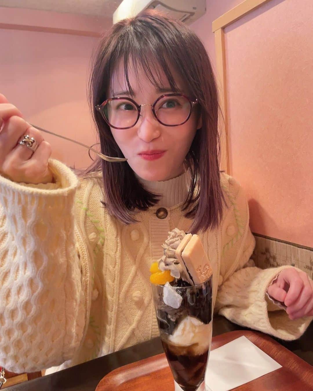 岡部磨知のインスタグラム：「💛🍨💛  #violin  #recording  #musician」