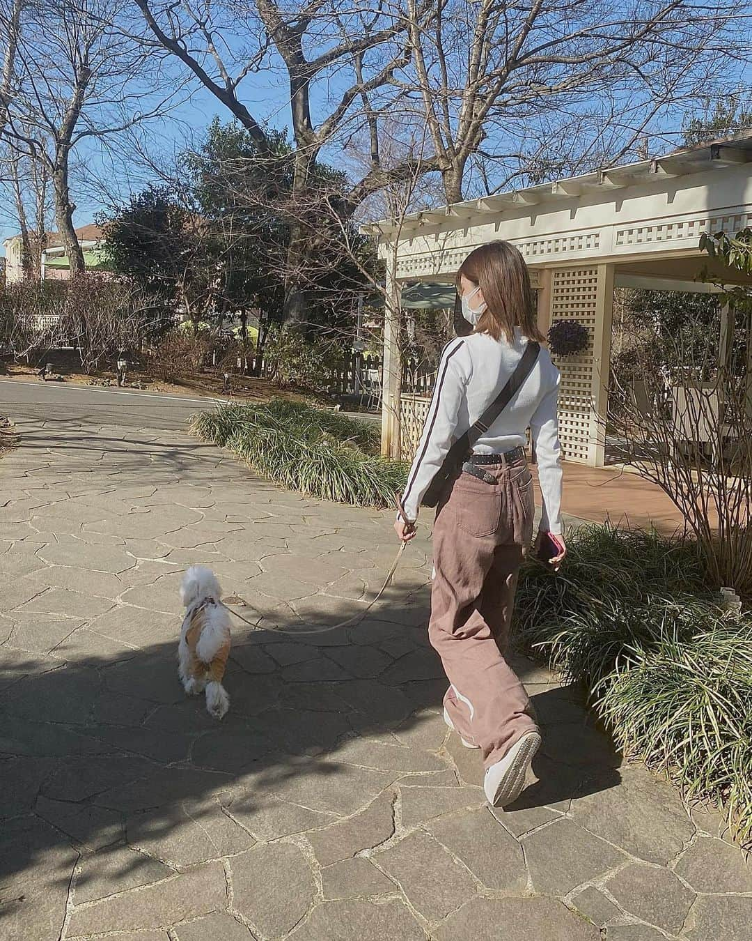 大塚愛里（あいにょん）のインスタグラム：「天気良すぎたっ☀️ 最後のは親バカ全開のですσ(^_^;)」