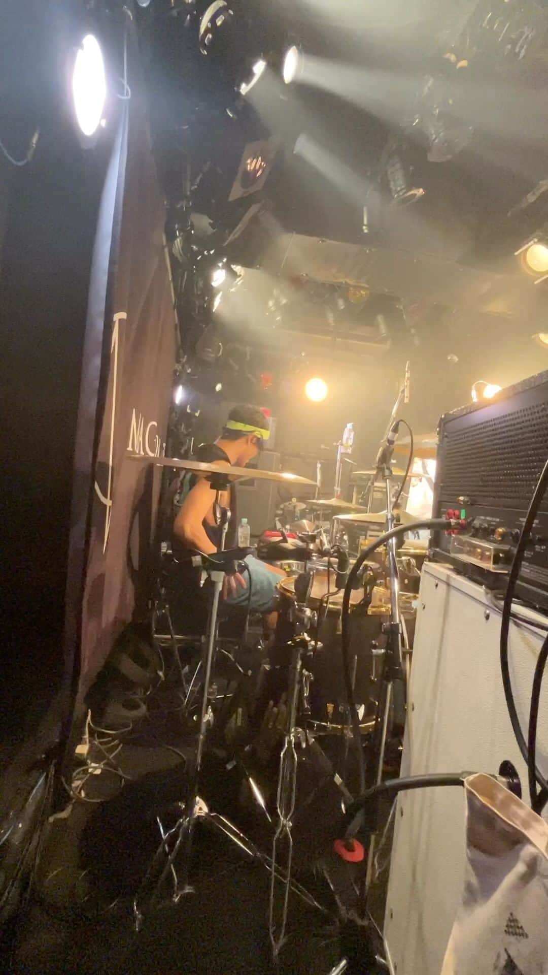 Bunta のインスタグラム：「"My Secret Summer" ＠HEAVEN'S ROCK 宇都宮 VJ-2  春を通り越して、夏さきどり的な☀️🌻☀️🩳👙🩲  久々に演奏したけど、やっぱり気持ち良いよね😊  #totalfat #drumforhappy #drum #drums #drummer #drumlife #drummerlife #yamahadrums #zildjian #zildjianfamily #zildjiancymbals」