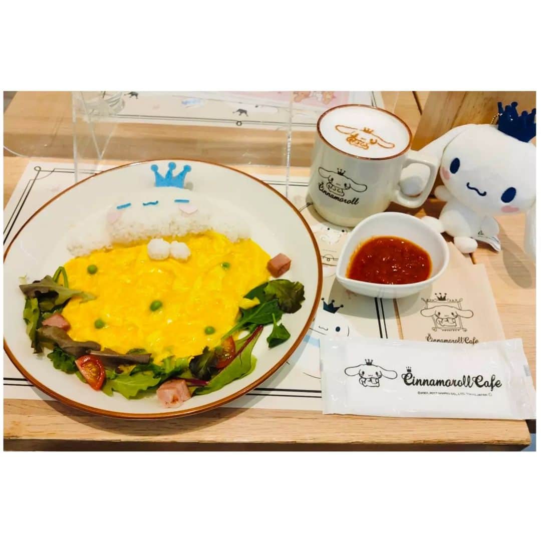 歌倉千登星さんのインスタグラム写真 - (歌倉千登星Instagram)「✩.*˚ お友達に誘ってもらって行ってきましたー！！！ 超可愛かったぁ〜(*^^*)👏✨ 美味しかったし、癒されました〜✨✨ #シナモロールカフェ」2月28日 21時10分 - chitose_kagura
