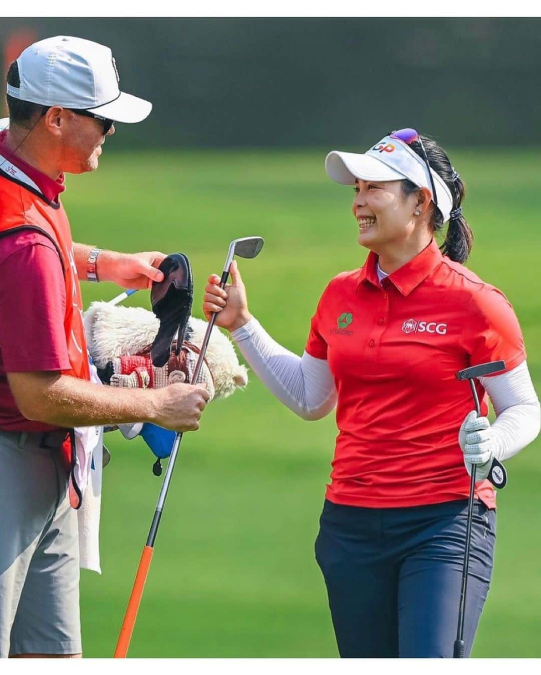 モリヤ・ジュタヌガーンさんのインスタグラム写真 - (モリヤ・ジュタヌガーンInstagram)「Thank you Honda for such a special week at #HondaLPGAthailand and for supporting ladies golf for the last 16 years and more!  We are so proud to be playing on home ground in front of all our fans, friends and families and we hope you all had a great time!  Thank you Siam Country Club for hosting us with such warm hospitality, great food and great weather! The golf course was in pristine condition and we can’t wait to be back again! See you all soon again! #momoriya」2月28日 21時25分 - mo_moriya