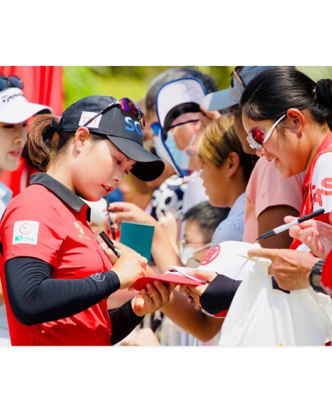 モリヤ・ジュタヌガーンさんのインスタグラム写真 - (モリヤ・ジュタヌガーンInstagram)「Thank you Honda for such a special week at #HondaLPGAthailand and for supporting ladies golf for the last 16 years and more!  We are so proud to be playing on home ground in front of all our fans, friends and families and we hope you all had a great time!  Thank you Siam Country Club for hosting us with such warm hospitality, great food and great weather! The golf course was in pristine condition and we can’t wait to be back again! See you all soon again! #momoriya」2月28日 21時25分 - mo_moriya