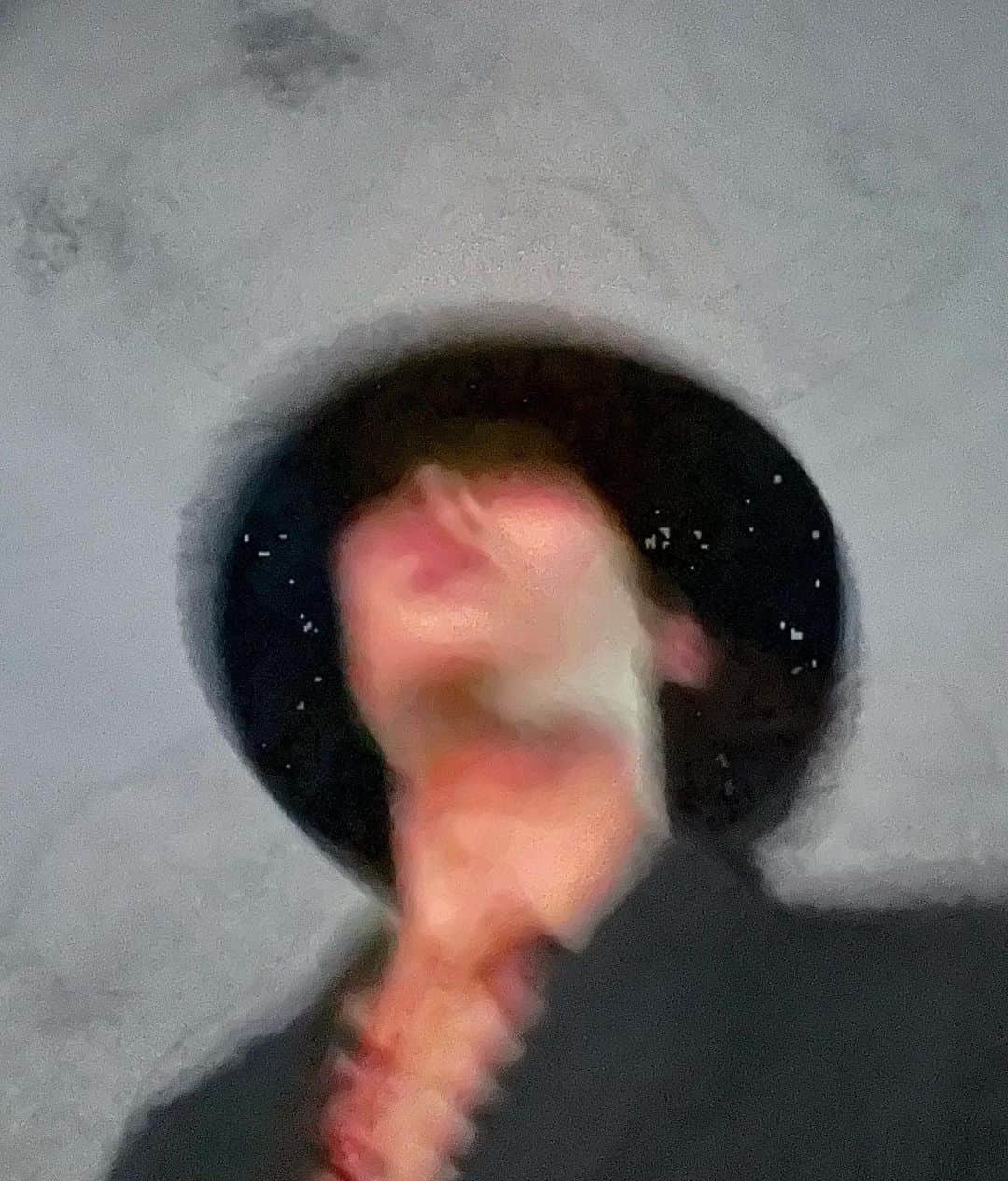 イ・チャンヒョクさんのインスタグラム写真 - (イ・チャンヒョクInstagram)「달밤에🕺🏻🌝」2月28日 21時29分 - leechanhyuk