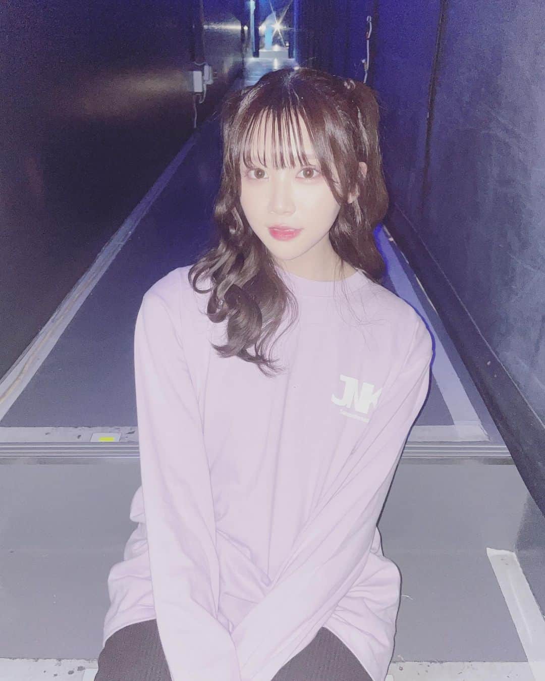 奈良未遥のインスタグラム：「・ ・ ・ ・  🤍  お気に入りロンTさん」
