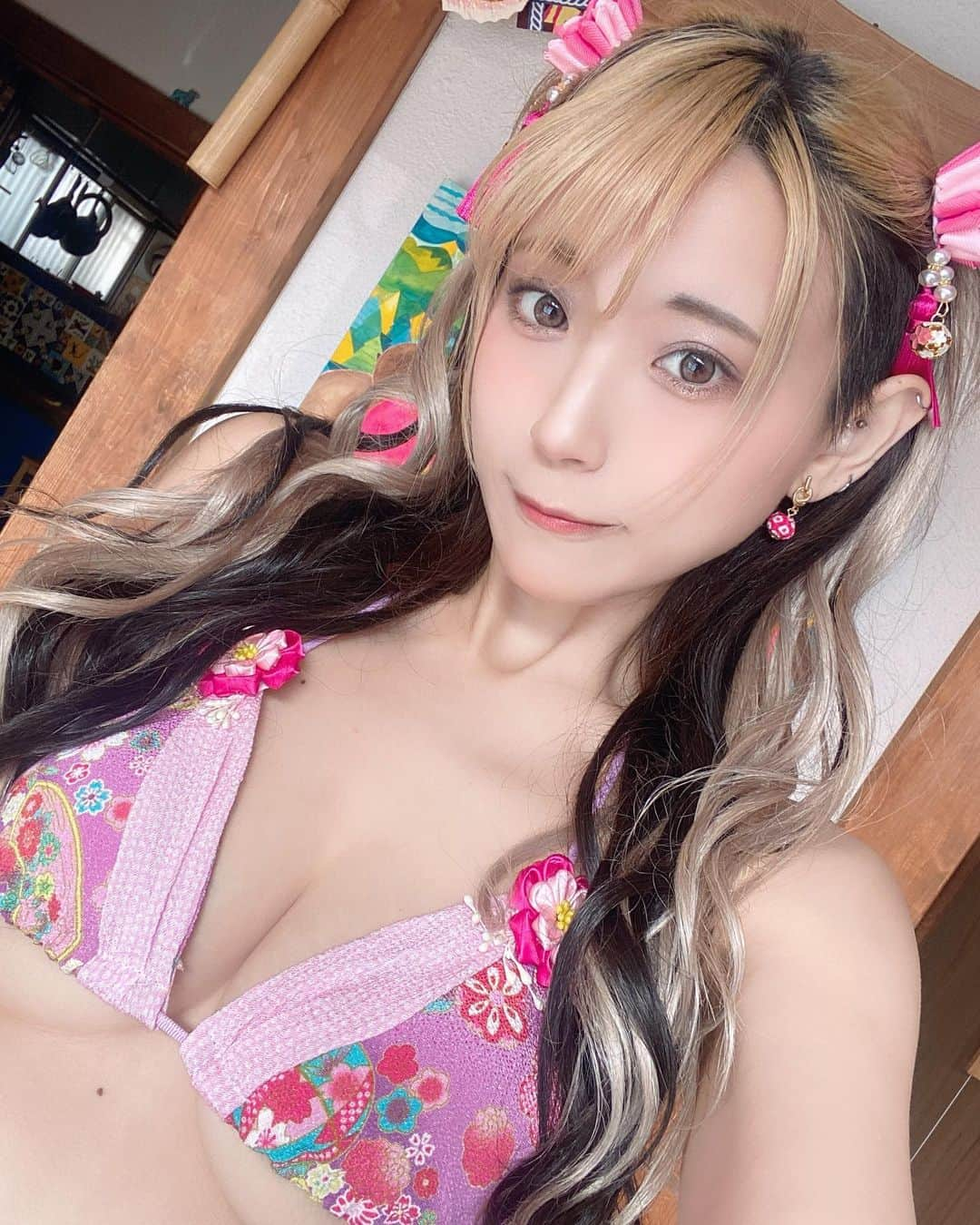 つんこのインスタグラム：「現在発売中🌸  ヤングキングに掲載されてます❣️みんなチェックよろしくね♥」