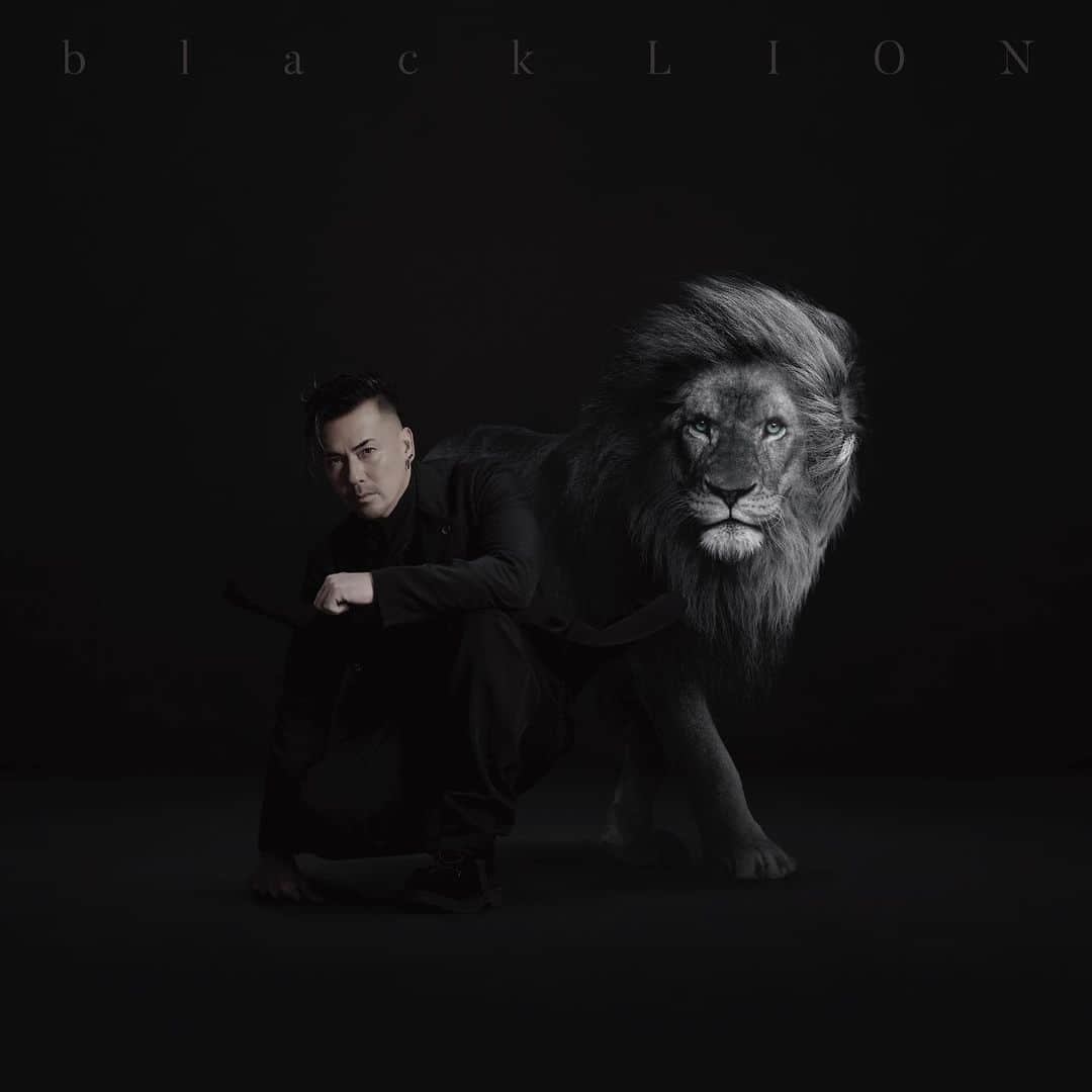 米倉利紀さんのインスタグラム写真 - (米倉利紀Instagram)「brand new album “black LION” DROPPED  #toshinoriYONEKURA #newalbum #27th #blackLION #pieinthesky #yohjiyamamoto  photographer: kazuyoshi shimomura hair and makeup: kohey stylist: shogo sone designer: jun hirota costumes provided: yohji yamamoto」3月1日 0時17分 - toshi_yonekura