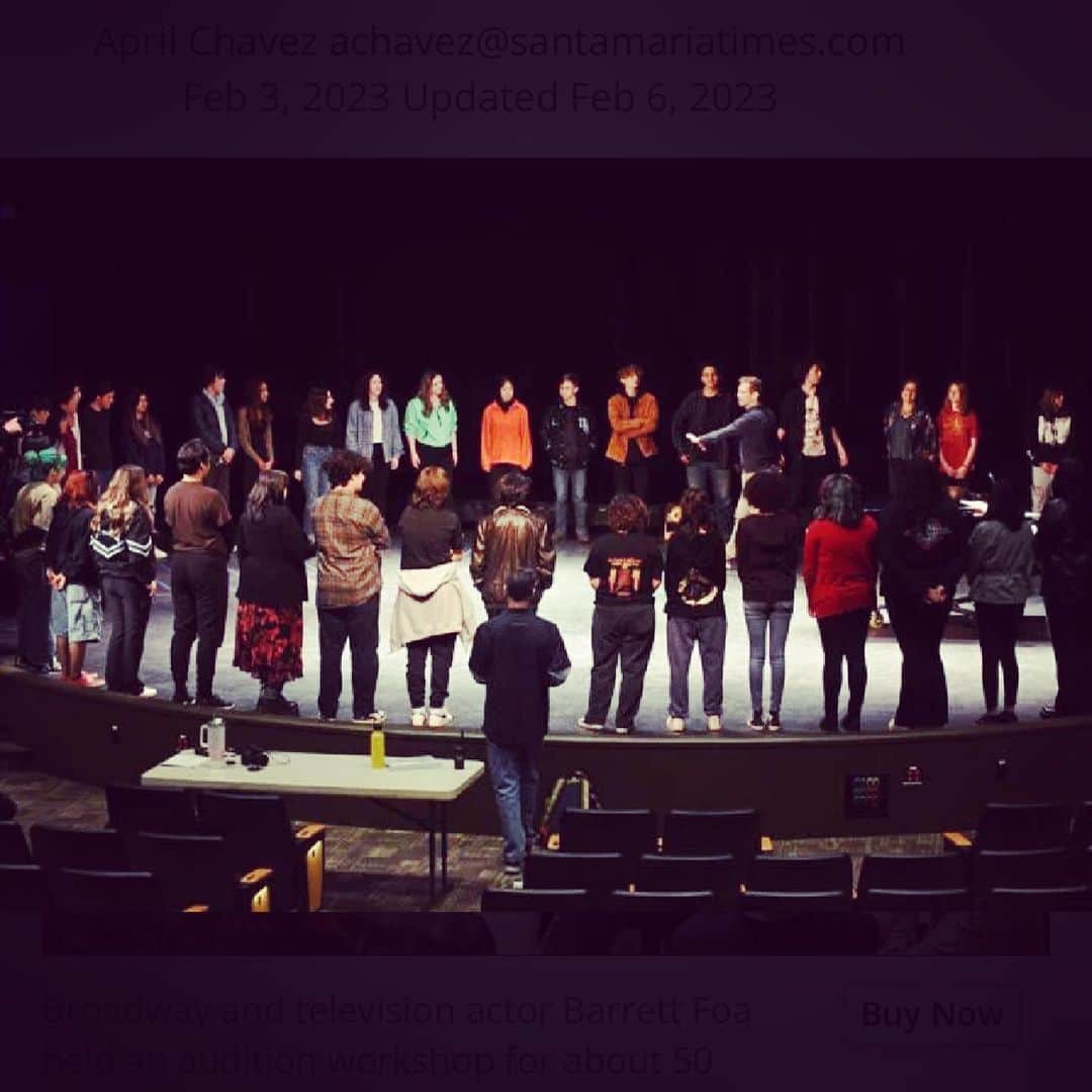 バーレット・フォアさんのインスタグラム写真 - (バーレット・フォアInstagram)「A few weeks ago, I had the absolute pleasure of teaching 50 incredible humans in Santa Maria, CA.  The students of Pioneer Valley High School and their theatre teacher @selynharwin could not have been more welcoming, daring, connected, open, trusting, or talented.   After I led them through warms ups (inspired by @therealalexandrabillings @emilystellafletcher and @zivameditation) I had the privilege of coaching them on songs and monologues.   These young actors were tacking big, rich, mature material: “Being Alive” from COMPANY, “She Used To Be Mine” from WAITRESS, “Roxie” and “When You’re Good to Mama” (from their upcoming production of CHICAGO) and knocking every song out of the proverbial park.   Perhaps my favorite moment of the day was one student who sang “This is Me” from THE GREATEST SHOWMAN.  He was a bit timid out of the gate, but then he opened up about how he plays sports, but he feels his true spirit come alive when in the presence of his theatre community. I asked him to sing the song again - this time to his parents and football coach. He dug deep, accepted the challenge, and blossomed right before our eyes.  As he sang, his body and his purpose came online, and suddenly all 50 kids were waving their phone flashlights from the audience like he was headlining a rock concert. Tears were streaming. It was one of those breakthrough moments every mentor and student dreams of and I’ll never forget it.   Risks were being taken. Habits were being broken. “Ah-ha!” revelations were being made. We were all having so much fun that I stayed way past my scheduled 2 hours, and I got to cap off the day with a song.   It was a joyous, rewarding, celebratory afternoon that reminded us all of  the importance of art, connection, storytelling, truth, craft, and the sense of community that only theatre can provide. I am forever changed.   Thank you @broadwayplus  @selynharwin @pioneervalley  @righettihs @righettidramaclub and the Santa Maria Joint Union High School District Career Technical Education theater students. 📸 @rdelapena.photos @santa_maria_times」3月1日 1時03分 - barrettfoa