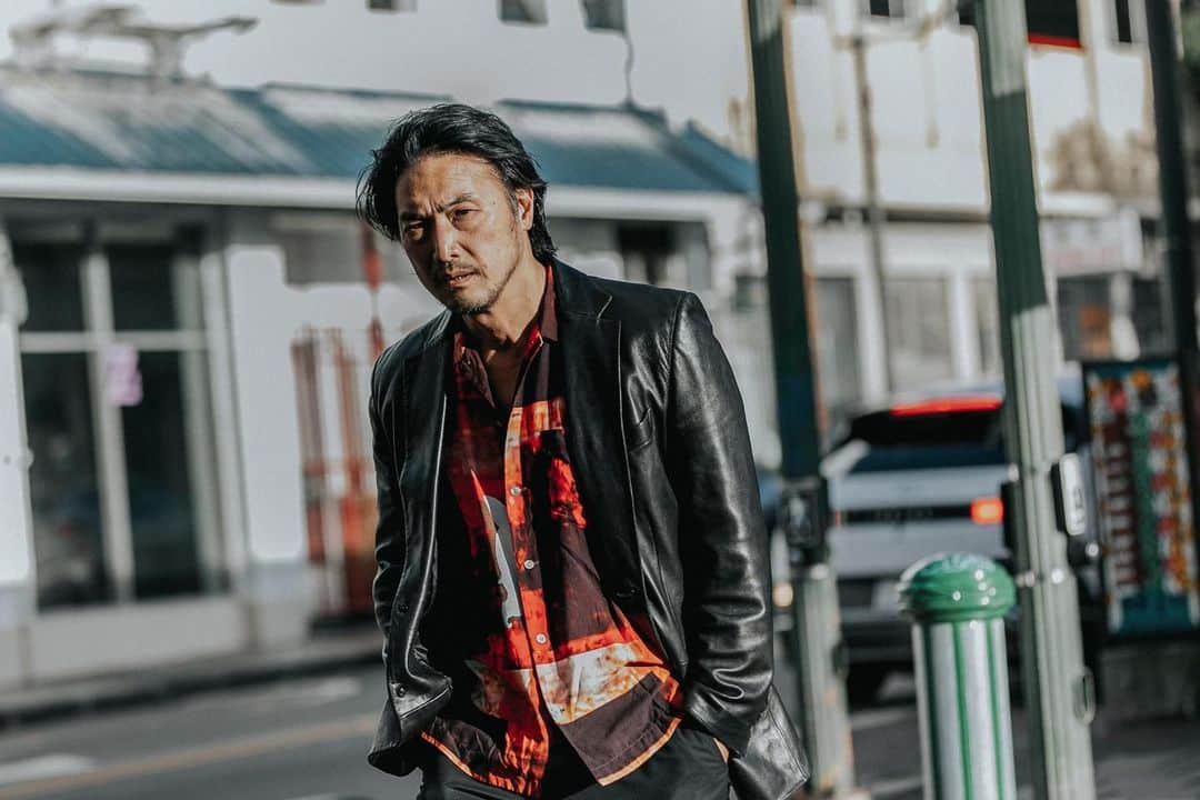 平岳大のインスタグラム：「Yakuza’s errand  #takehirohira」