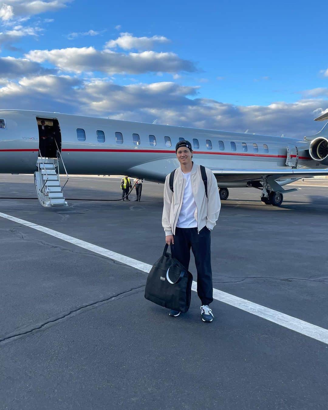 大谷翔平のインスタグラム：「✈️ 🇯🇵 ✈️」