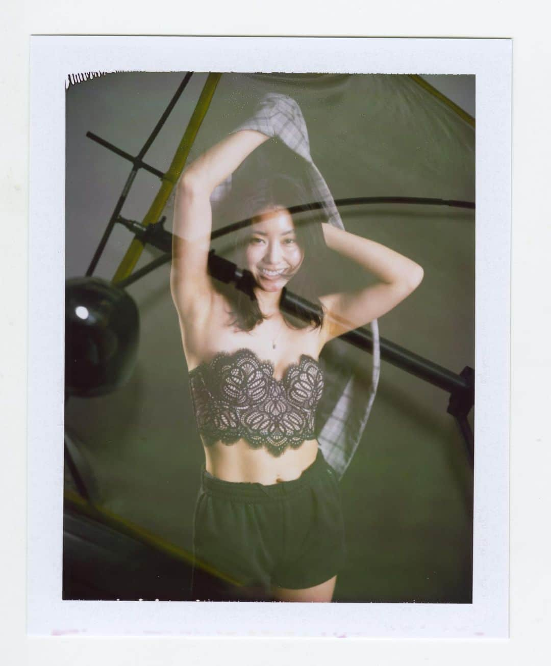 福山智可子さんのインスタグラム写真 - (福山智可子Instagram)「Oops, I meant to add this to the last post.   Enjoy this extra shot of @chikako808  . . . #polaroid600se #fp100c #fujifp100c #fujiroid #doubleexposure」3月1日 10時02分 - chikako808