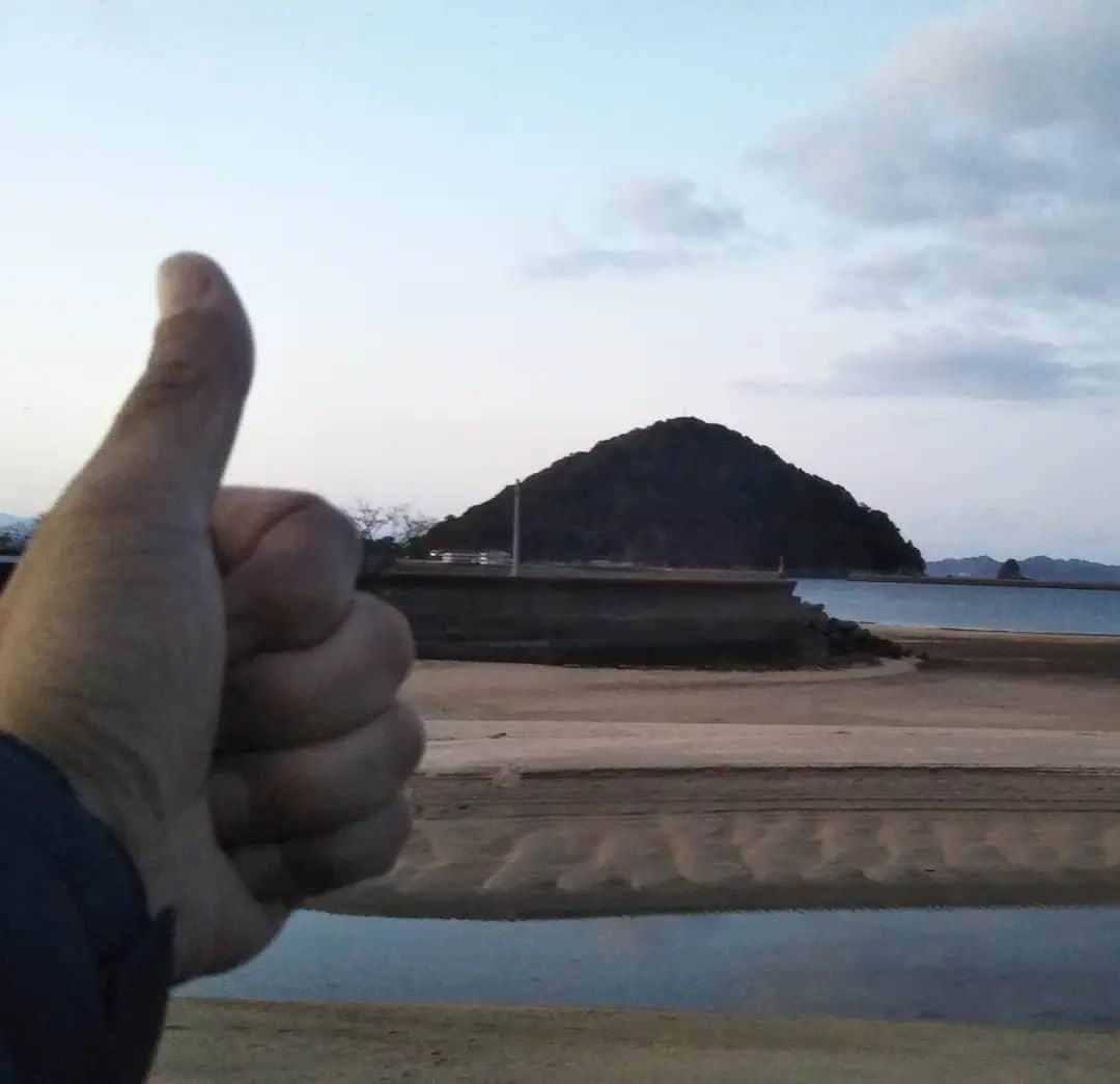 塚本連平のインスタグラム：「#塚本連平　久しぶりに　#映像演技ワークショップ　開催します！ご興味ある方は是非！　3/19（日）#タイムフライ　にてhttps://www.timeflies.co.jp/」