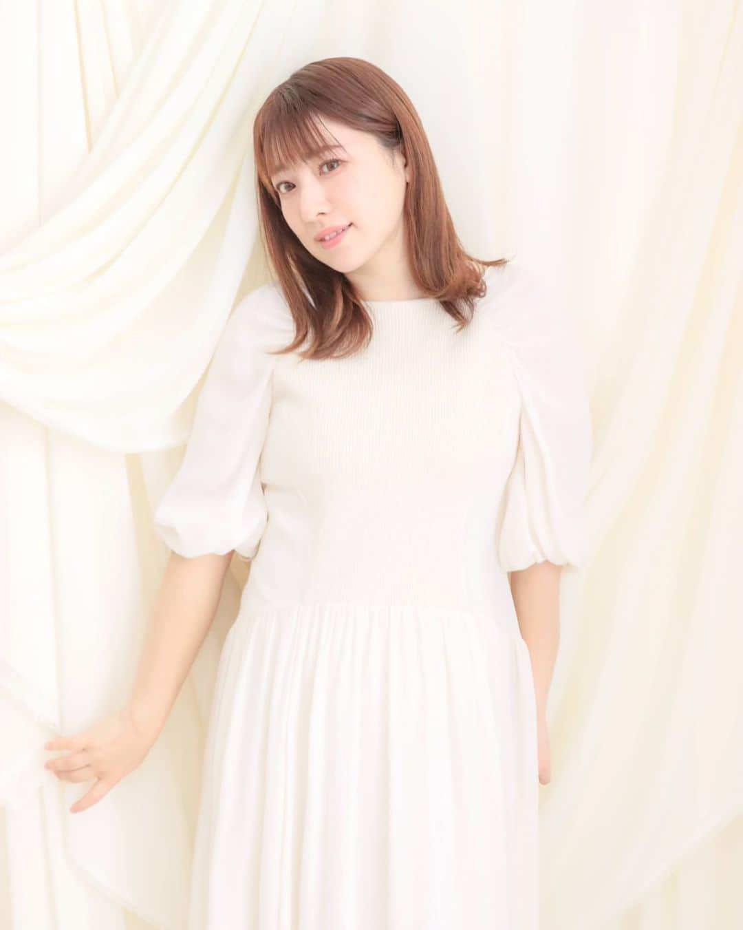 長尾麻由のインスタグラム：「今日から3月💐 気温も上がってきて花粉症との戦いです💦今月は卒園式があるので、もう今から淋しくなってます…。」