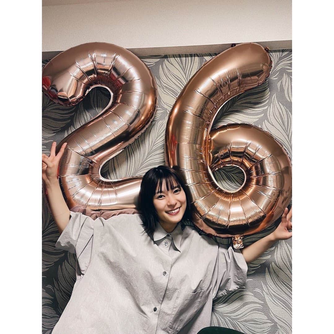 芳根京子さんのインスタグラム写真 - (芳根京子Instagram)「昨日はありがとうございました！  いっっぱい笑って とっっても楽しい誕生日でした！  さぁ今日からも頑張ります☺︎」3月1日 11時38分 - yoshinekyoko