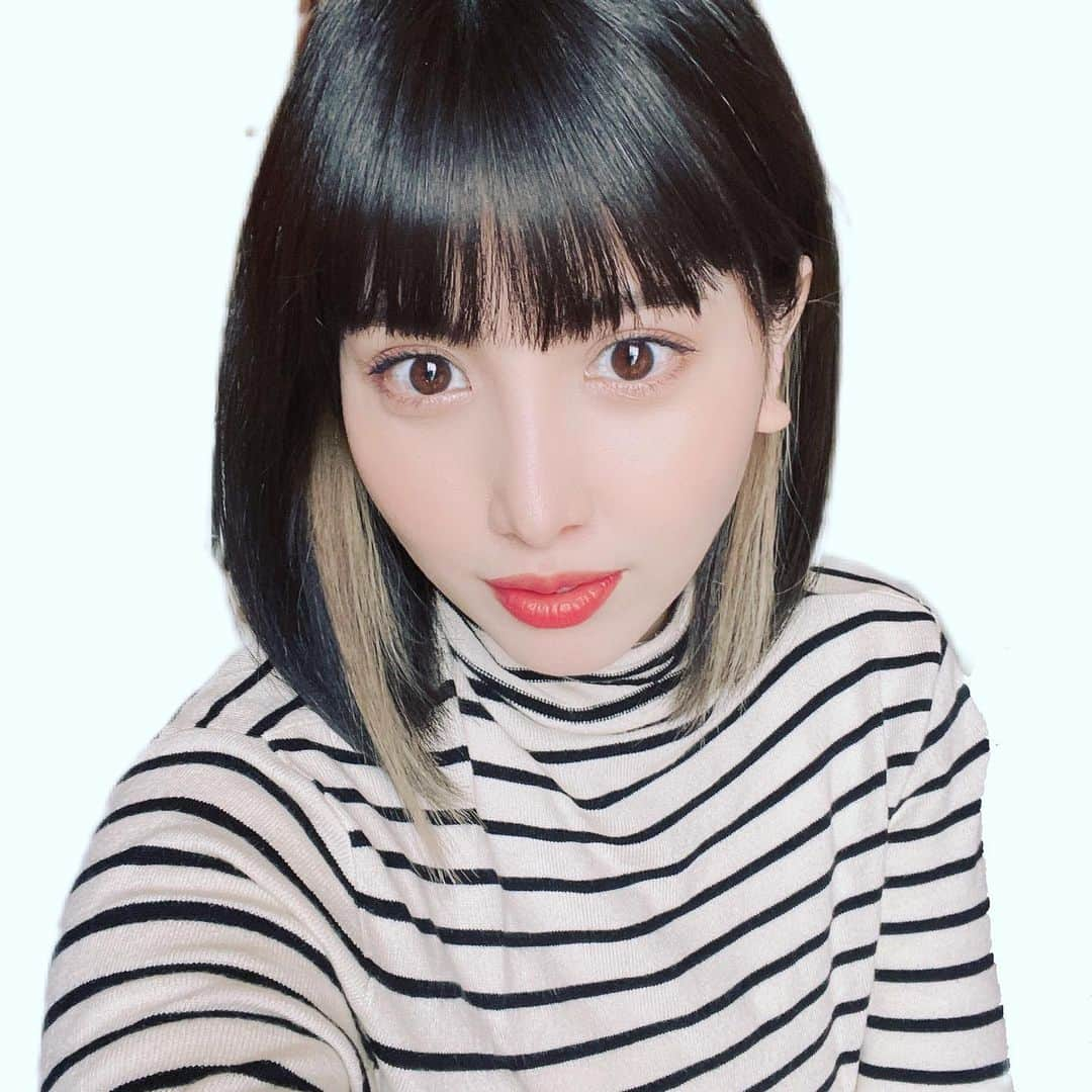 梅田えりかさんのインスタグラム写真 - (梅田えりかInstagram)「☕️✌︎  #自撮り #selfie #セルフィー #自撮り女子 #セルカ #メイク #셀카 #me #selca #せるふぃー #셀스타그램 #셀피 #ootd #ulike #followme」3月1日 11時53分 - umeeri524