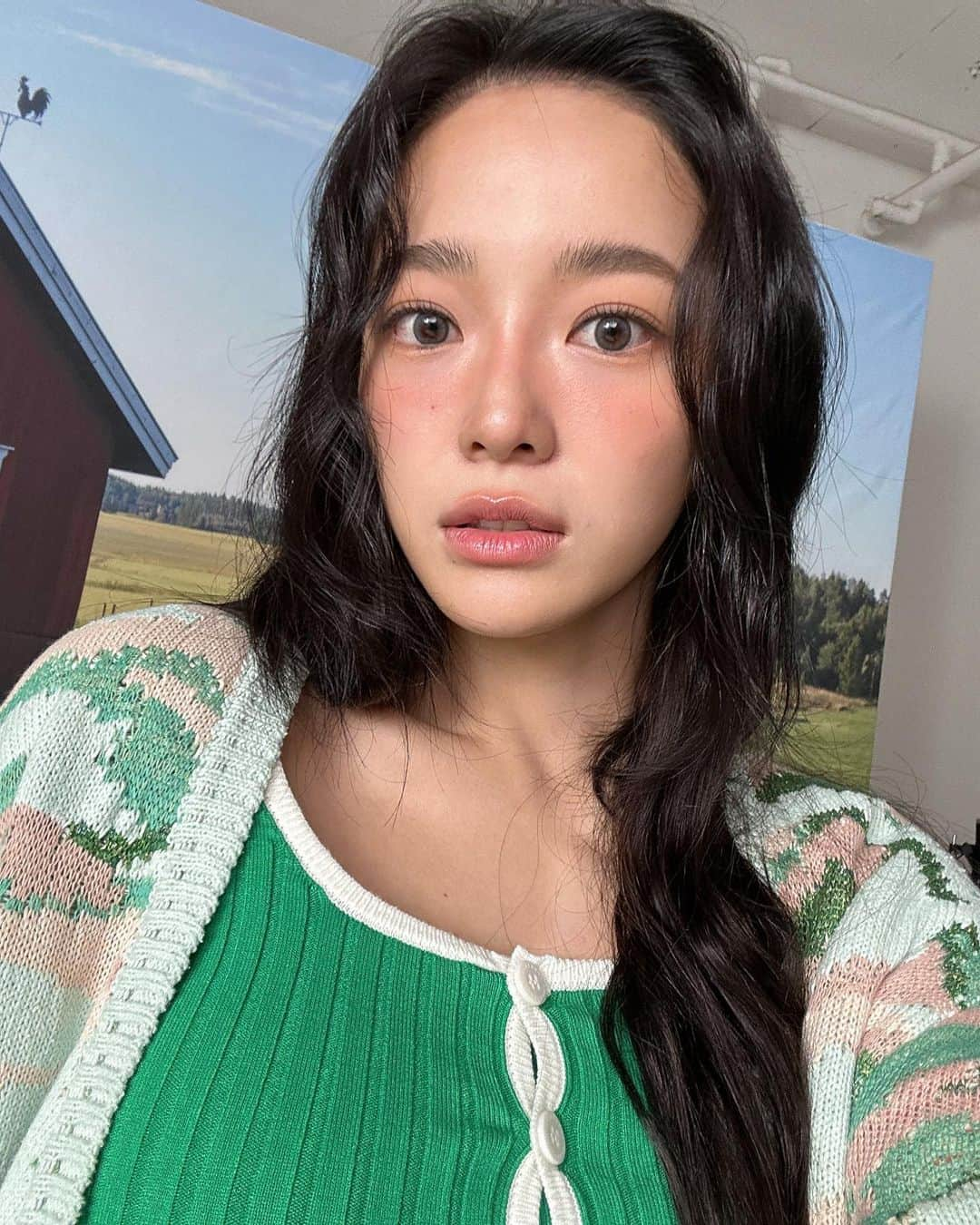 キム・セジョン（Gugudan SeMiNa）さんのインスタグラム写真 - (キム・セジョン（Gugudan SeMiNa）Instagram)「💚 #marieclaire」3月1日 12時27分 - clean_0828