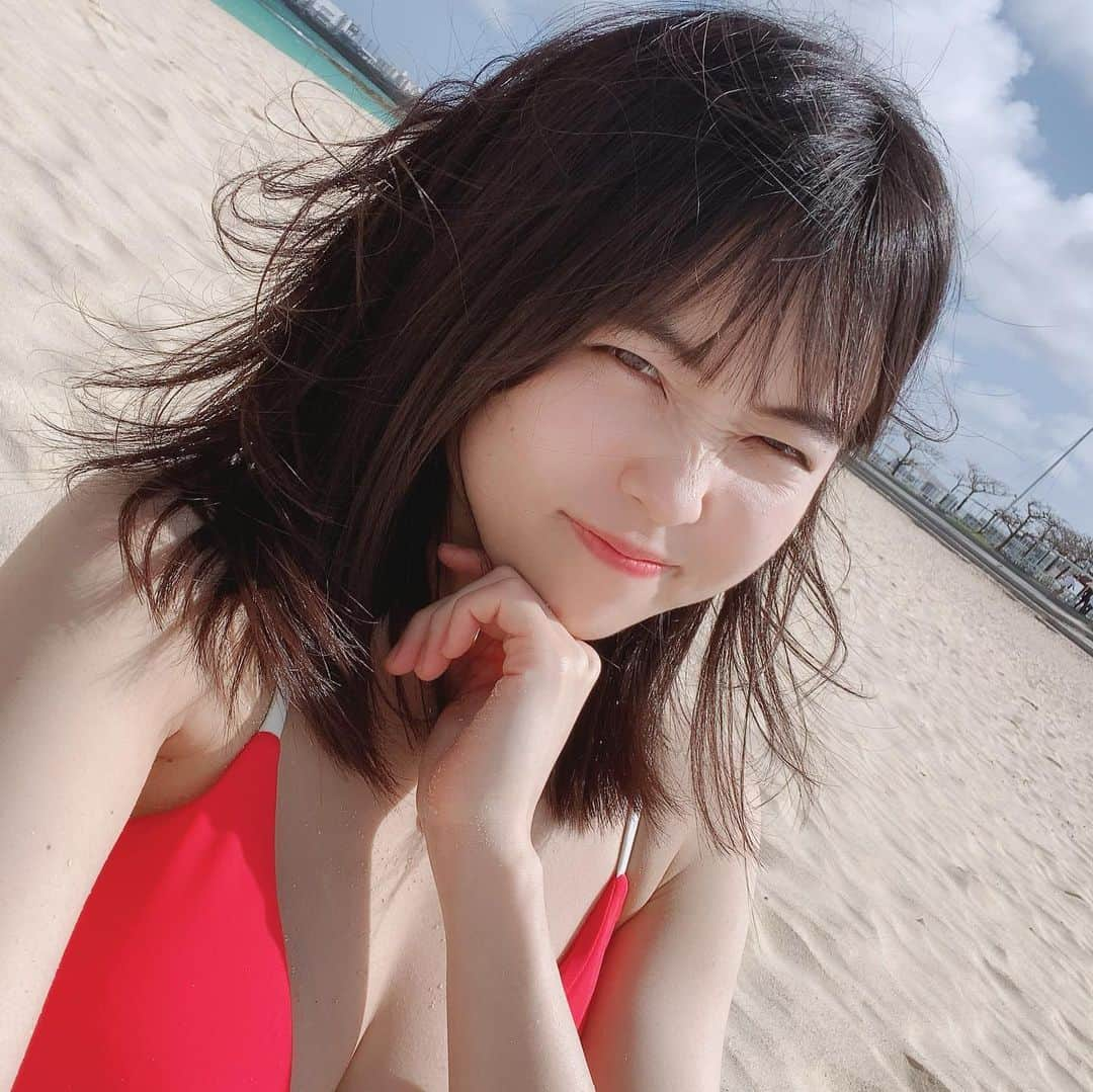 里咲りささんのインスタグラム写真 - (里咲りさInstagram)「Beach🐳🏝  #relax☀️ #beach #ceo #社長 #社長の日常 #起業家」3月1日 14時57分 - risasatosaki