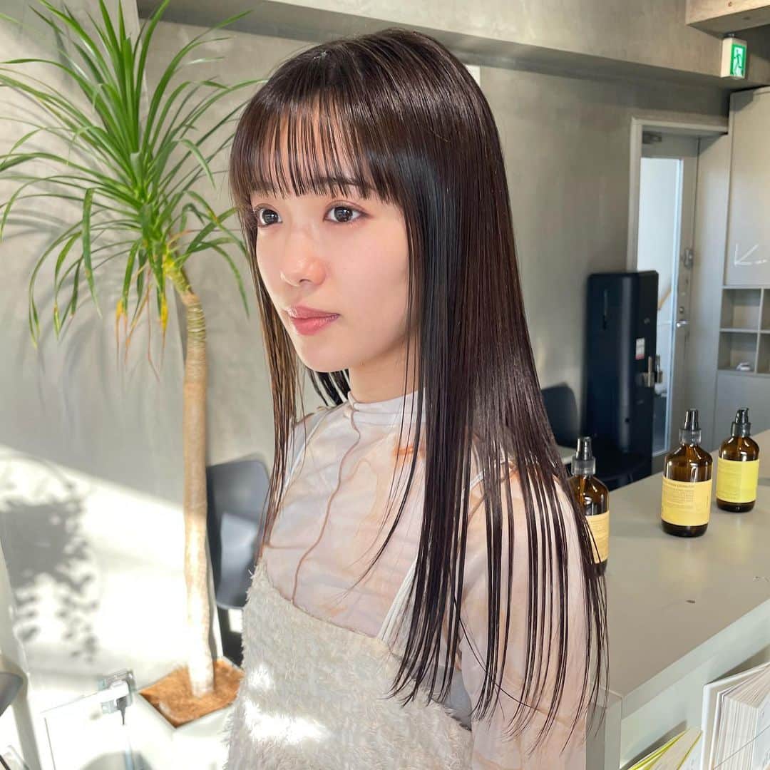 山口乃々華さんのインスタグラム写真 - (山口乃々華Instagram)「赤みの強くなった髪色を綺麗にしてもらいました。 トリートメントもしてもらってつるんっ！🐬  @kengo____24 さん　感謝🫧」3月1日 15時08分 - yamaguchi_nonoka_official