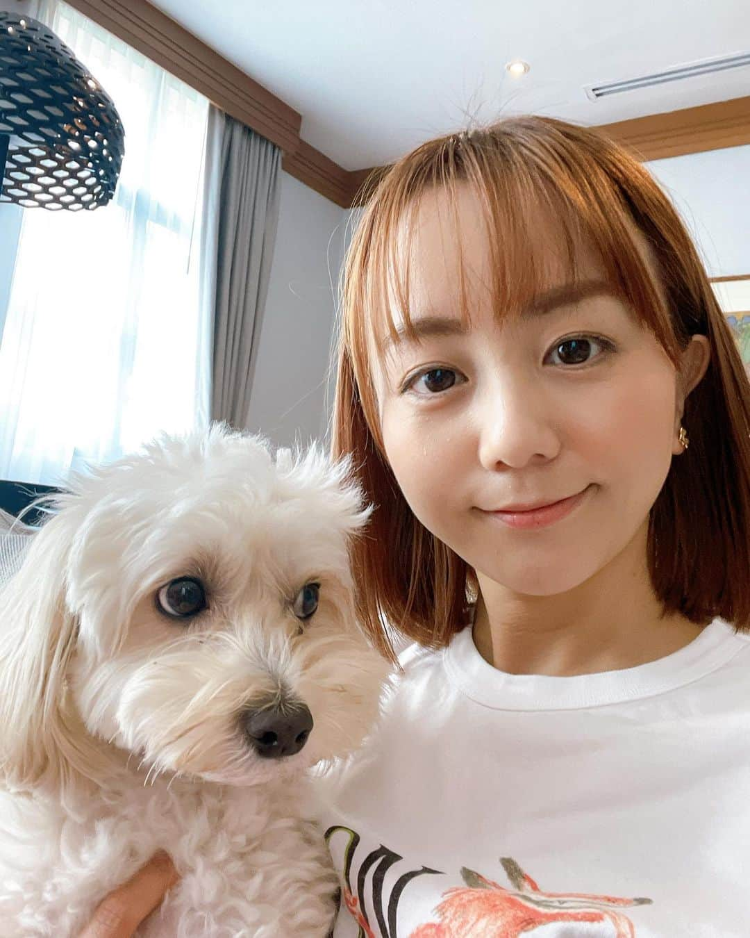 福田萌のインスタグラム：「チョビとツーショ🐶👩」