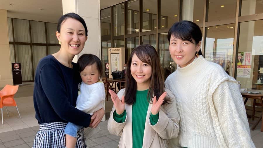 松本実優のインスタグラム：「本日JCOM鎌ヶ谷　LIVEニュース　復帰しました！ 体調不良でお休みをいただいておりましたが、無事回復しまして、きょうの放送から復帰しました☺️  本日のゲストは「鎌ヶ谷まるごと給食審議会」の小山さん、鎌ヶ谷市民創作ミュージカルにご出演する熊澤さんと戸田さん！  小山さんには、学校給食や食育についてを、 熊澤さんと戸田さんには、今月行われるミュージカルの魅力をお伝えいただきました！  詳しくはど・ろーかるアプリでご覧ください(^^)  ぜひぜひ観てくださいね！！  #LIVEニュース　#JCOM鎌ヶ谷　#鎌ヶ谷市民創作ミュージカル　#鎌ヶ谷まるごと給食審議会　#食育 #学校給食」