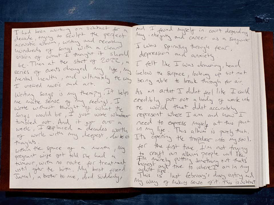 エド・シーランさんのインスタグラム写真 - (エド・シーランInstagram)「I had been working on Subtract for a decade, trying to sculpt the perfect acoustic album, writing and recording hundreds of songs with a clear vision of what I thought it should be. Then at the start of 2022, a series of events changed my life, my mental health, and ultimately the way I viewed music and art.   Writing songs is my therapy. It helps me make sense of my feelings. I wrote without thought of what the songs would be, I just wrote whatever tumbled out. And in just over a week I replaced a decade’s worth of work with my deepest darkest thoughts.   Within the space of a month, my pregnant wife got told she had a tumour, with no route to treatment until after the birth. My best friend Jamal, a brother to me, died suddenly, and I found myself standing in court defending my integrity and career as a songwriter. I was spiralling through fear, depression and anxiety. I felt like I was drowning, head below the surface, looking up but not being able to break through for air.    As an artist I didn’t feel like I could credibly put a body of work into the world that didn’t accurately represent where I am and how I need to express myself at this point in my life. This album is purely that. It’s opening the trapdoor into my soul. For the first time, I’m not trying to craft an album people will like, I’m merely putting something out that’s honest and true to where I am in my adult life.    This is last February’s diary entry and my way of making sense of it. This is Subtract.  📸 @annieleibovitz」3月1日 17時59分 - teddysphotos