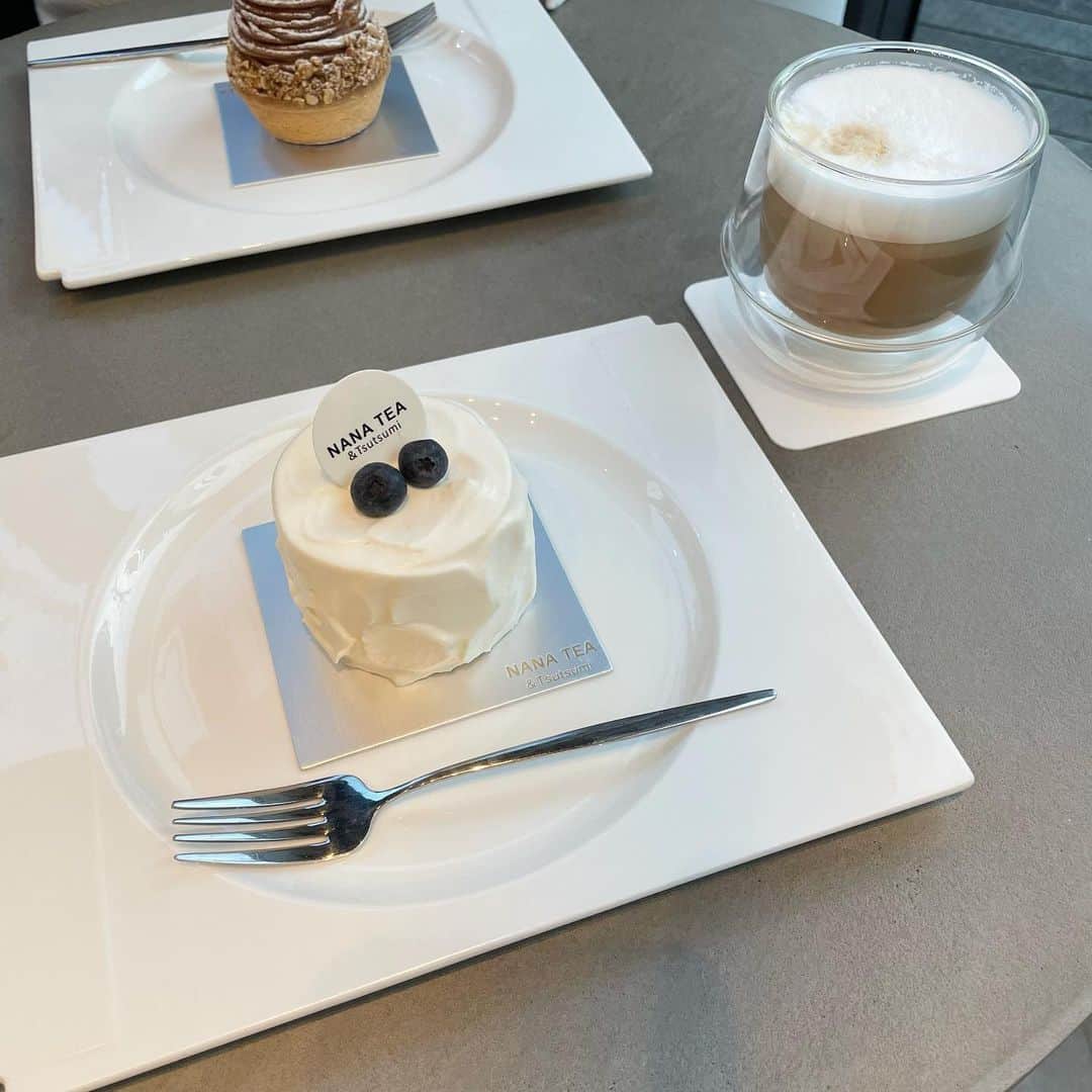 杉浦みずきのインスタグラム：「. ❤︎🧀🧁🫐」
