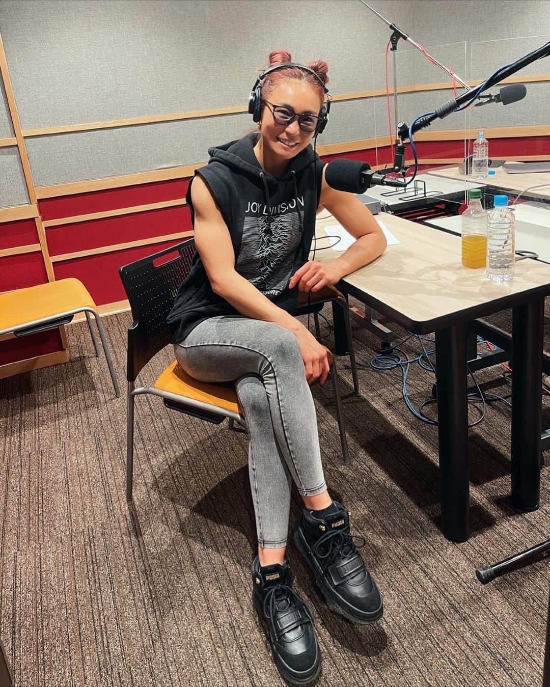 Aya（小山内あや）のインスタグラム：「Training🔥 → TV📺 → Radio 🎧 今日も1日お疲れ様でした🙏🏻💨」
