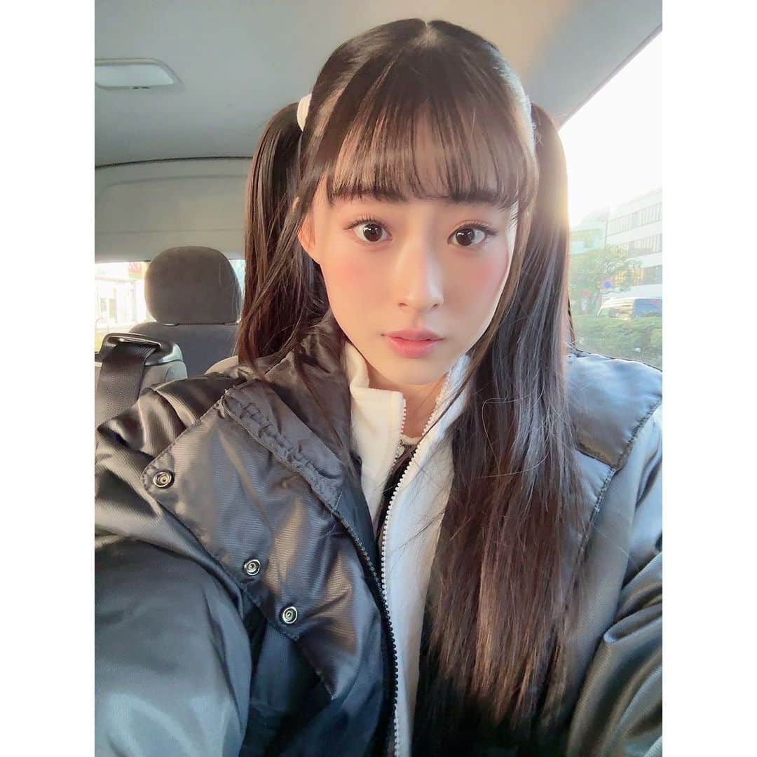 井本彩花さんのインスタグラム写真 - (井本彩花Instagram)「. 明日 3月2日(木) テレビ朝日 “警視庁アウトサイダー” 21時から最終回 放送です。  是非ご覧ください。  お楽しみに〜🧡💙」3月1日 20時14分 - imoto_ayaka_official