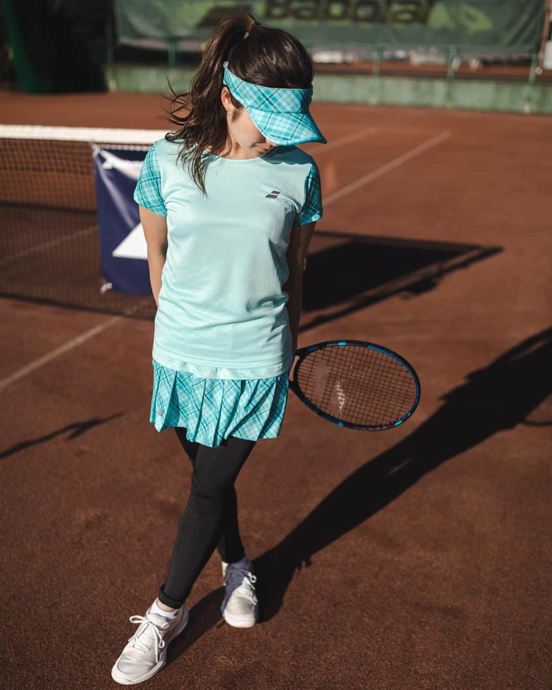 吉冨愛子 のインスタグラム：「2023 BABOLAT SSモデル👗  全身水色のコーディネート✨ 2枚目の写真には柄がアップでうつっています🫶  #テニス #テニス女子 #テニスウェア #レディース #バボラ #水色コーデ  #爽やか #春夏 #モデル #tennis #tennisplayer #tenniswear #babolat #babolattennis #babolatfamily #babolatjapan #white #ssmodel #アオヤマスポーツ」