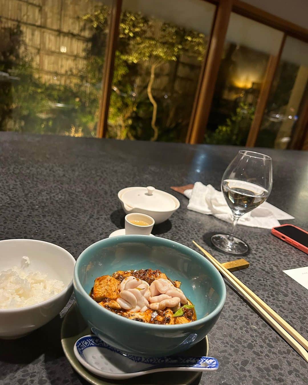 市岡麻美のインスタグラム：「🍴ずっと行ってみたかった鎌倉といえばのイチリンハナレ😋 ご飯も、雰囲気も最高すぎでした… 鎌倉デートにも、友達と何人かで来るのもめっちゃ良さそう🥰鎌倉さんぽの締めに、ぜひ🍴  #kamakura#鎌倉#鎌倉グルメ#イチリンハナレ#湘南グルメ」