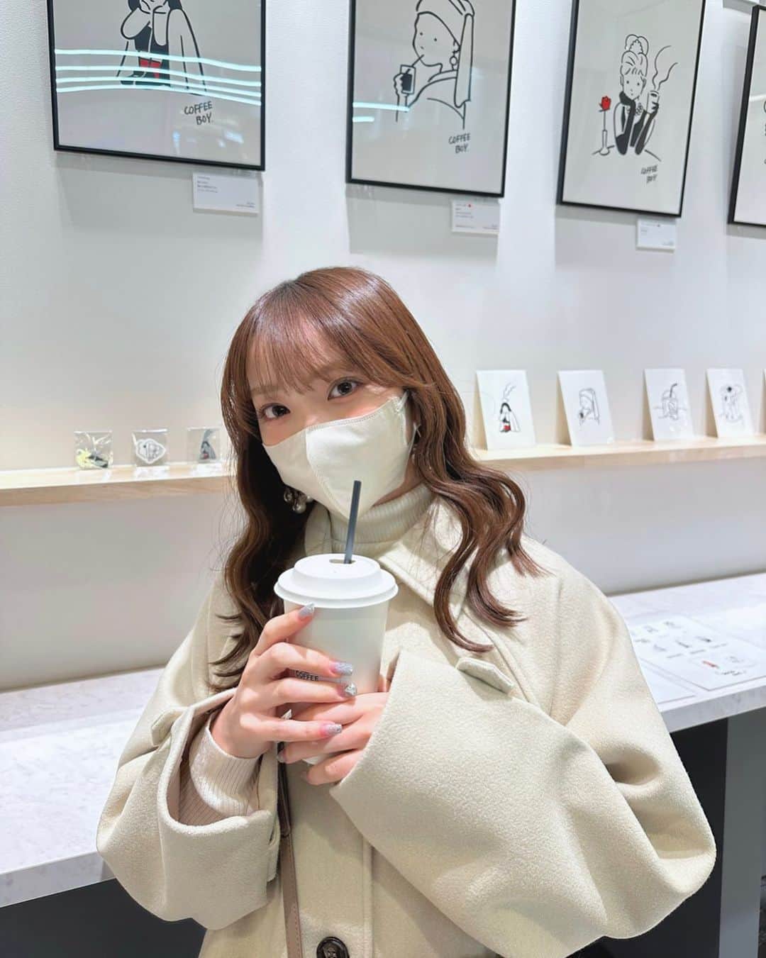 仲村和泉のインスタグラム：「☕️🤎」