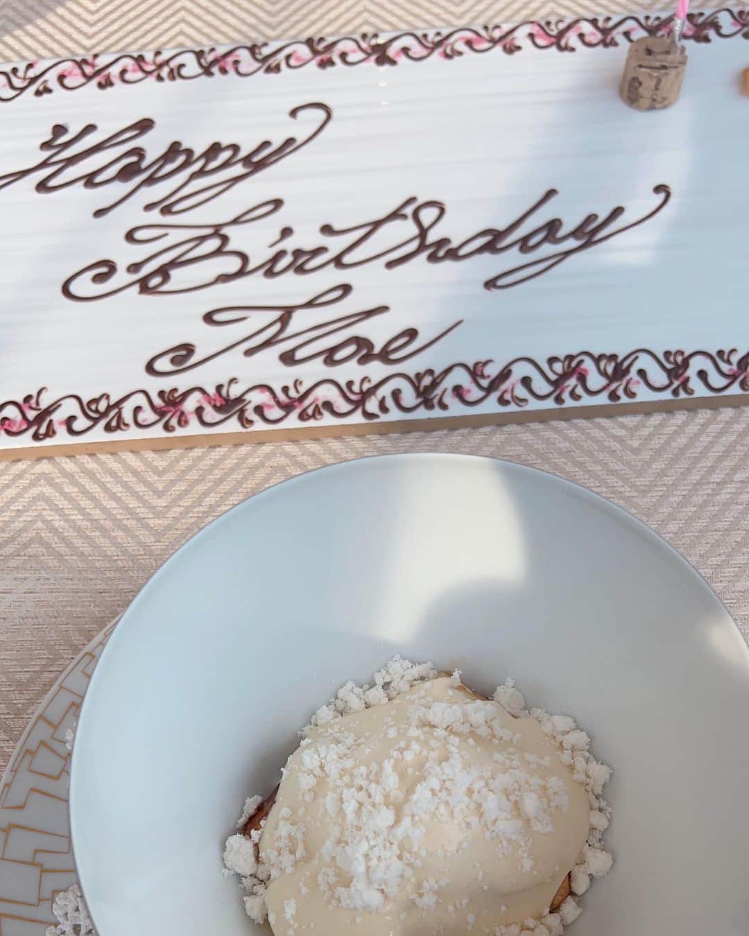 のインスタグラム：「メッセージプレートも凄く嬉しかったです🎂 楽しすぎるひとときでした🍀」