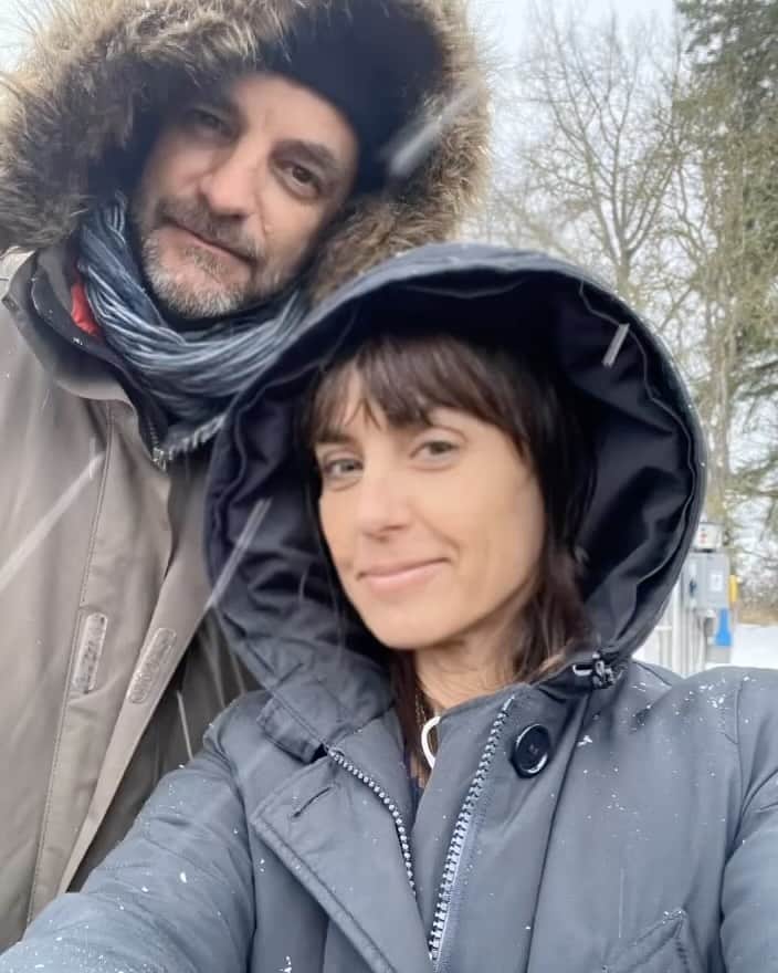 コンスタンス・ジマーのインスタグラム：「Finding time to have fun with @__manuboyer__」
