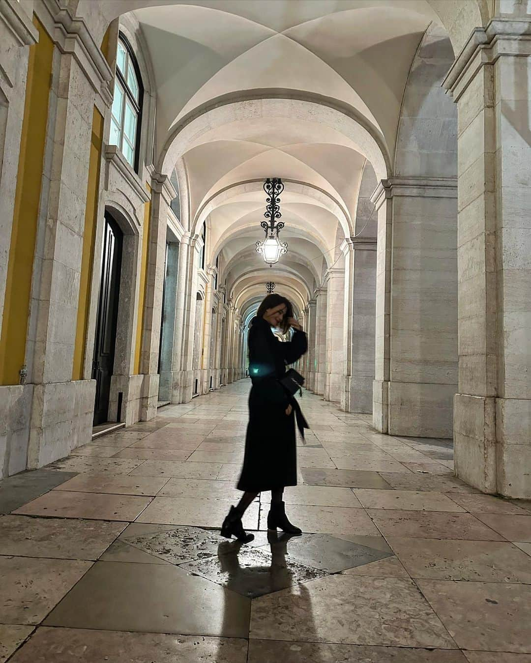 藤井アルダさんのインスタグラム写真 - (藤井アルダInstagram)「Encantada 😍 #portugal #takemeback #chegadebacalhau」3月2日 8時37分 - akemi_rafaela