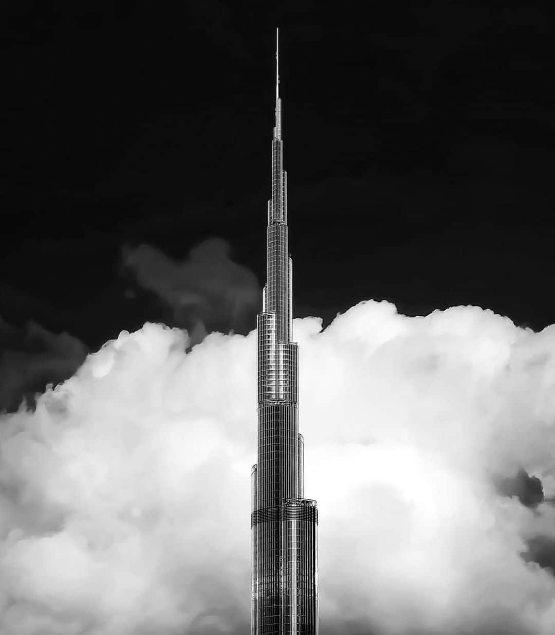 ドバイのインスタグラム：「#BurjKhalifa #Dubai 📷:@aljvd」