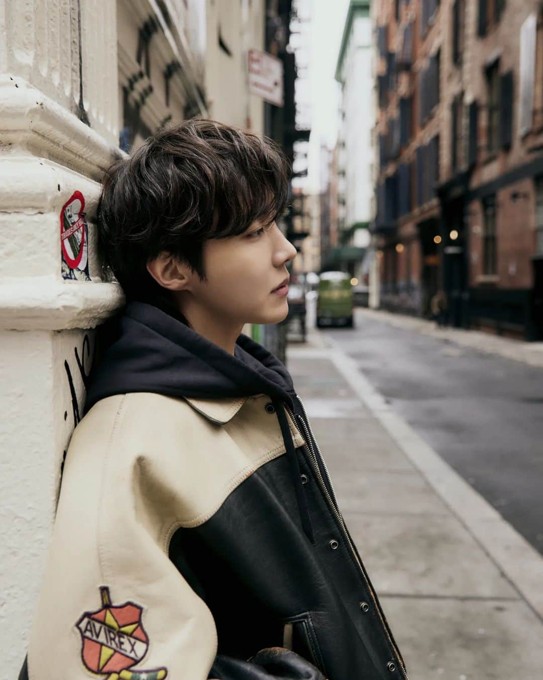 J-HOPEさんのインスタグラム写真 - (J-HOPEInstagram)「on the street」3月2日 0時10分 - uarmyhope