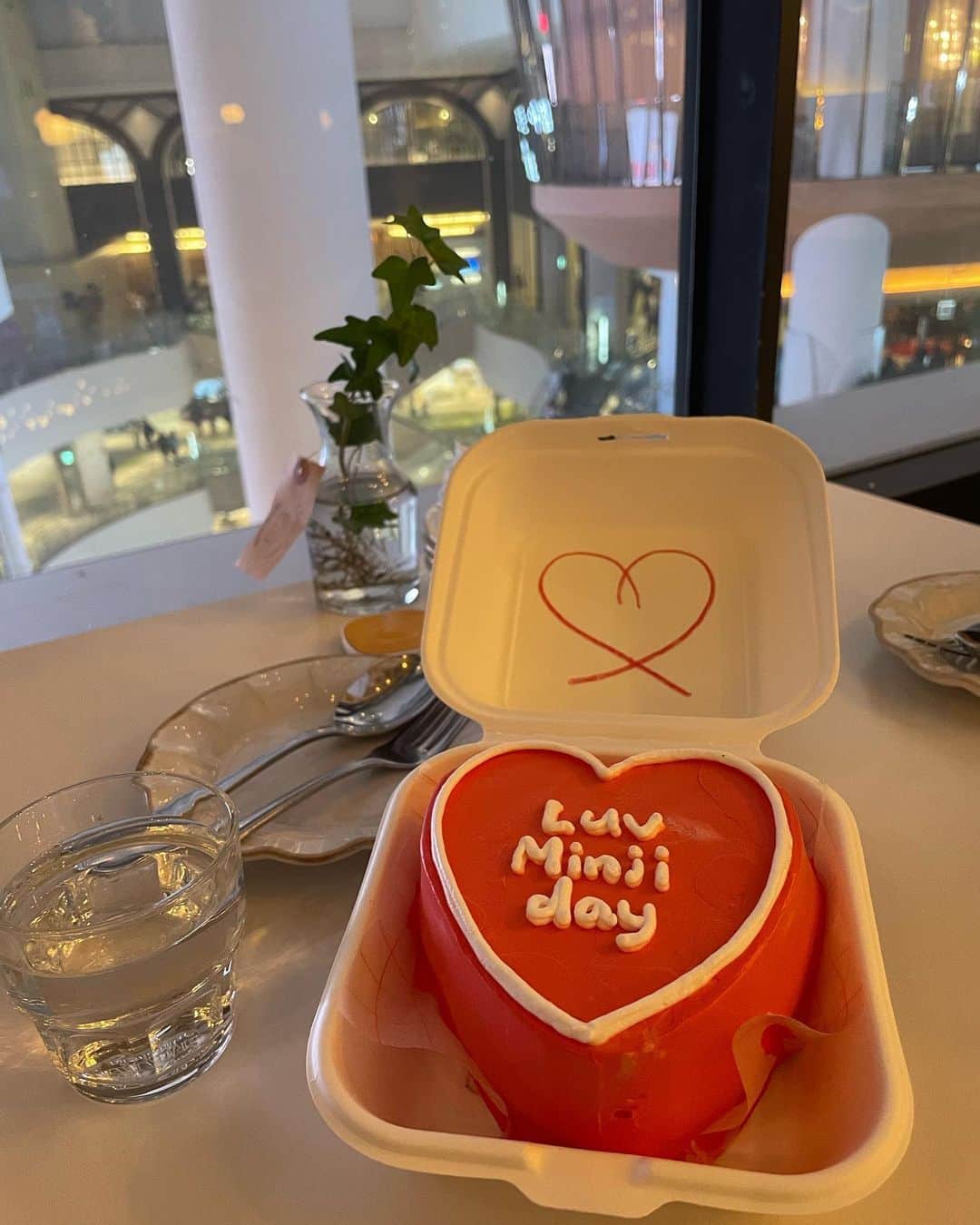 ミンジのインスタグラム