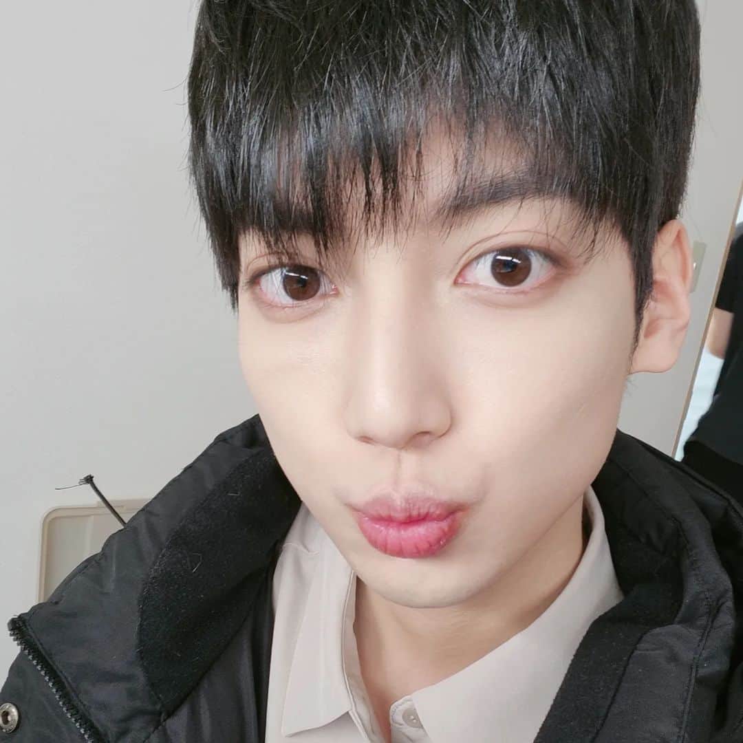 ヨンミンのインスタグラム：「Chu」