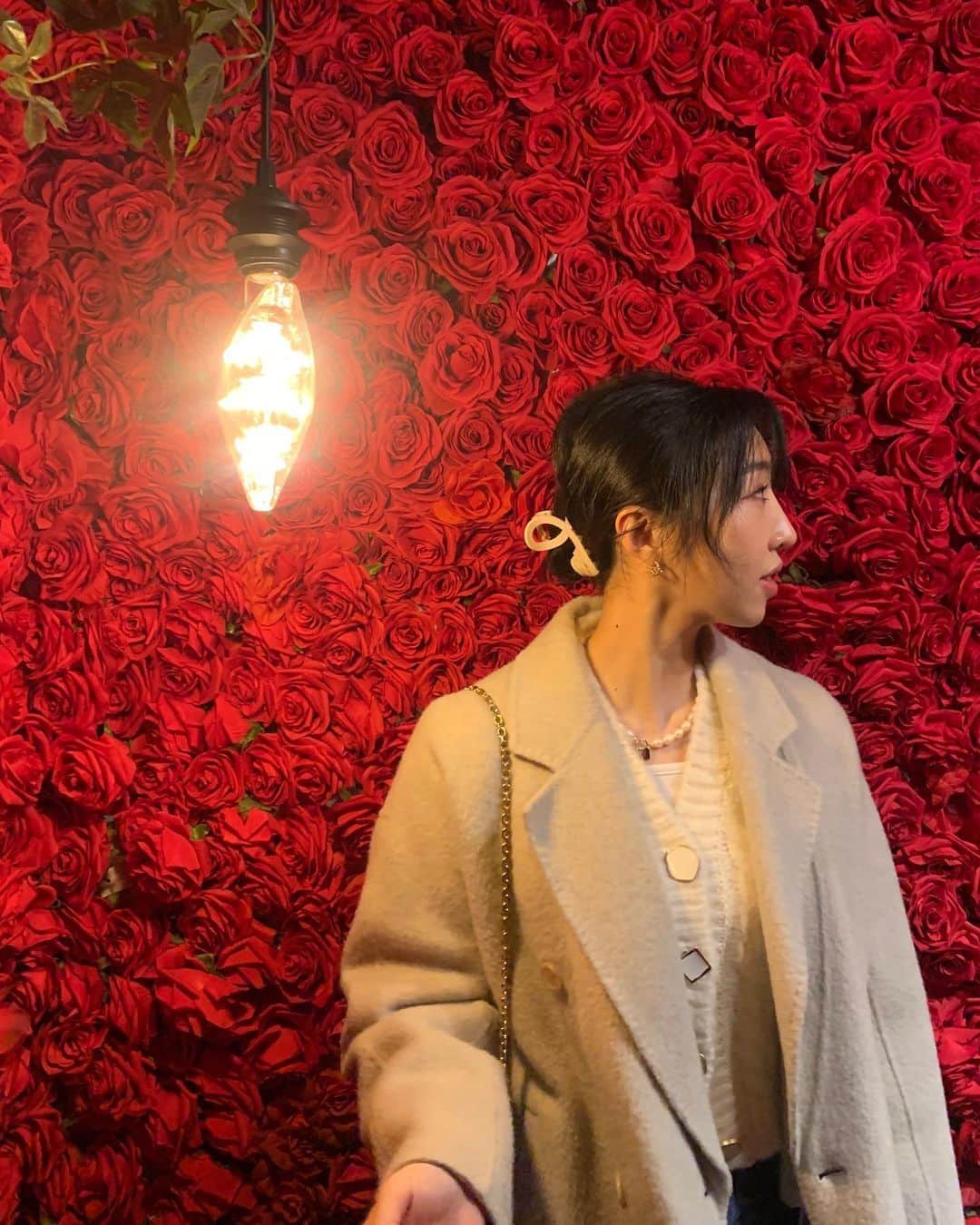 コン・ミンジのインスタグラム：「마음으로 만나는 세상🌹🫅 #어린왕자인서울」