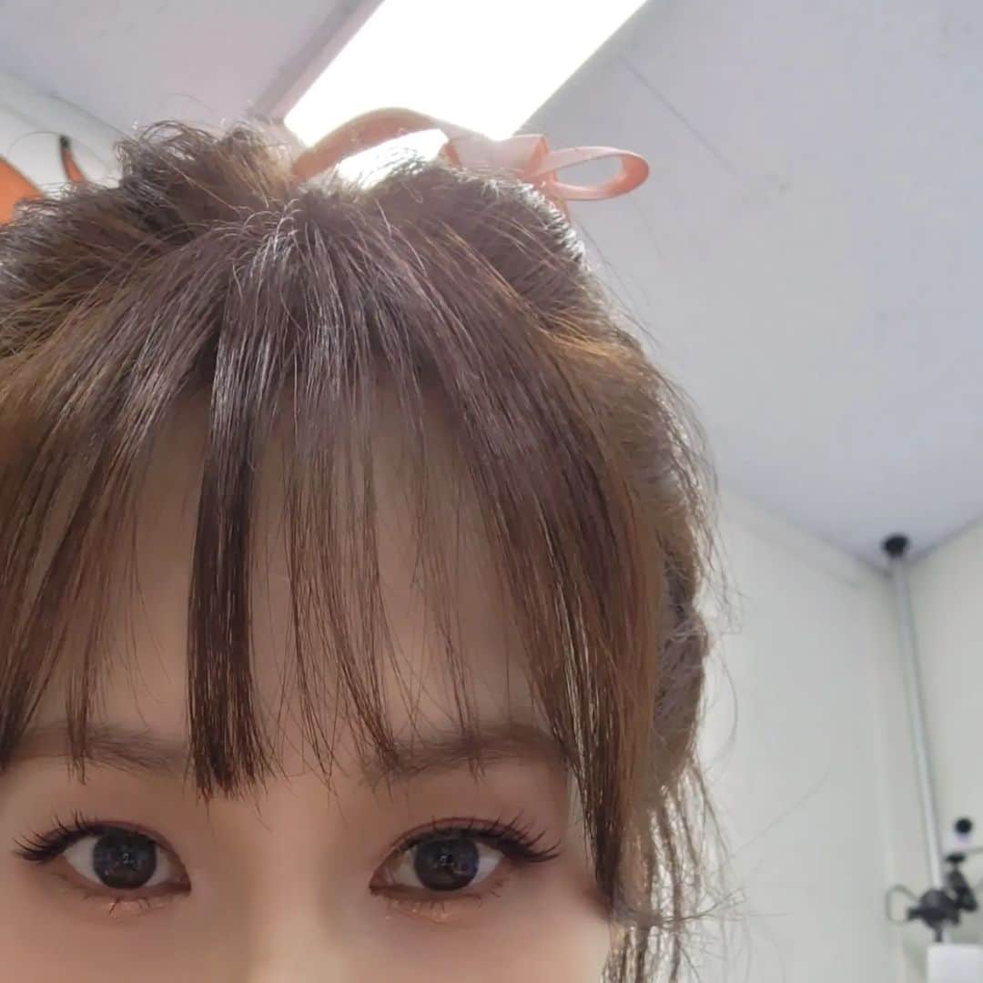チェヨンのインスタグラム：「다보여줄수가없네 힛」